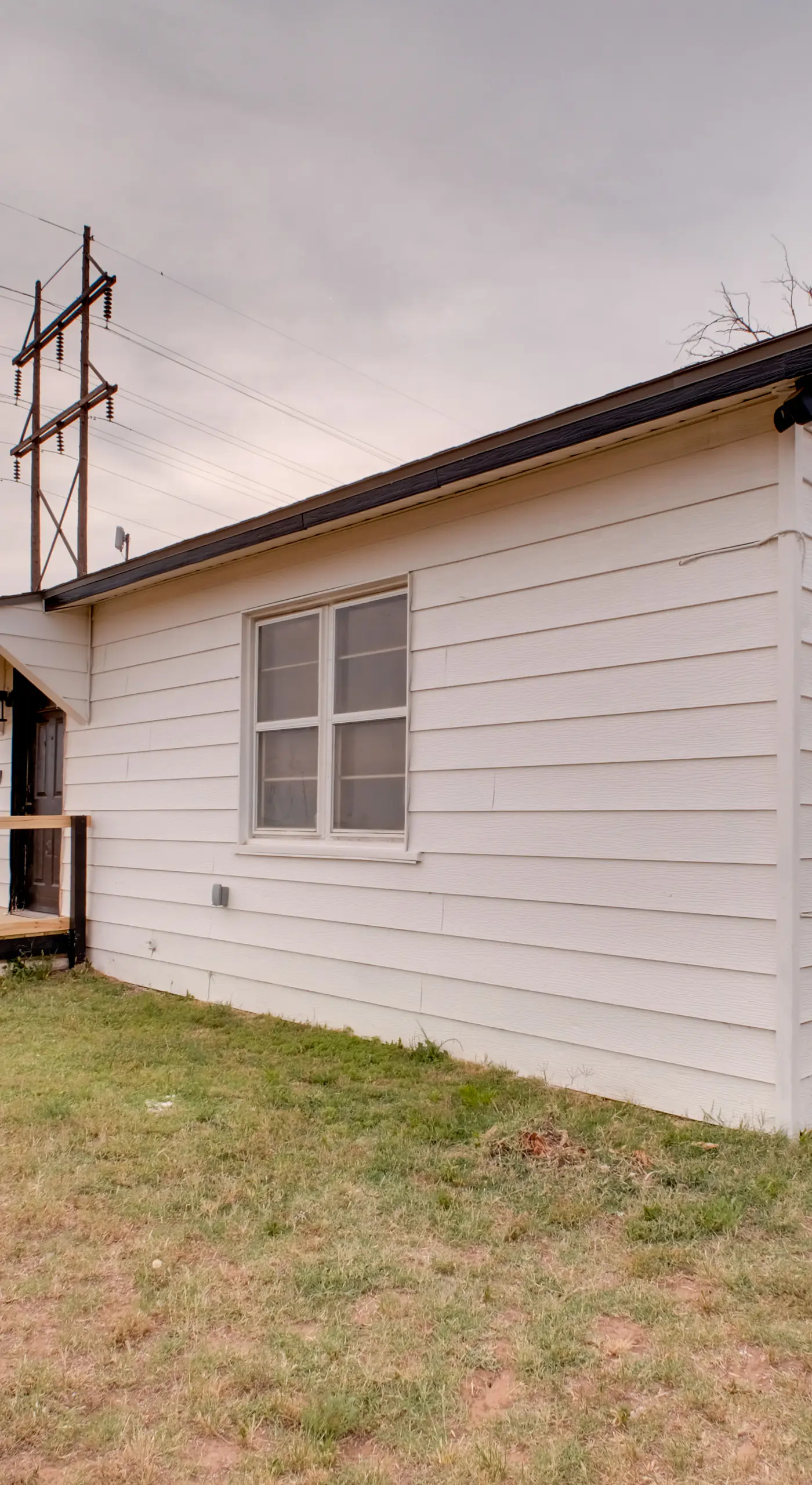 4 Mi to TTU: Remodeled Retreat w/ Fenced Yard!