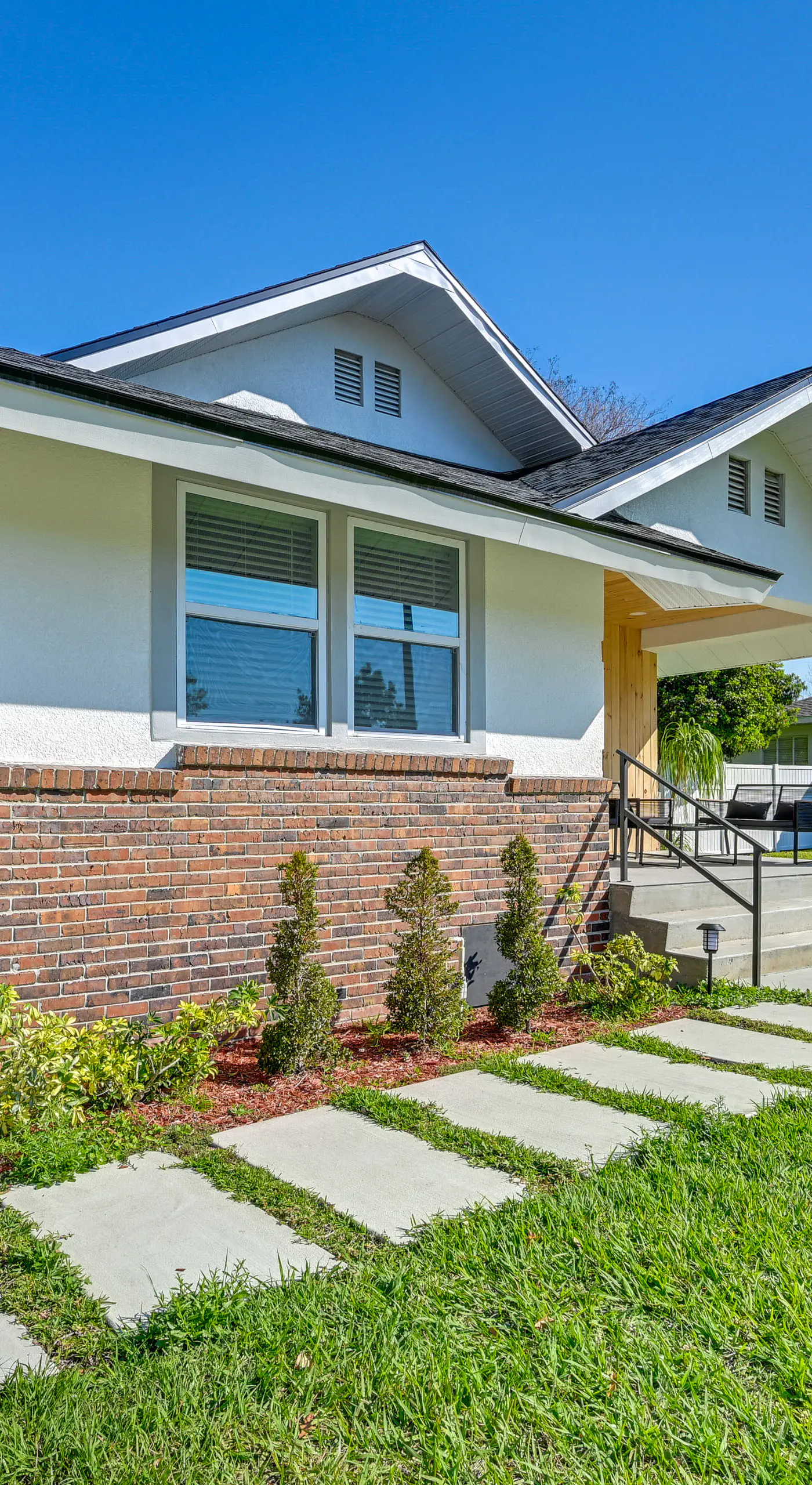 Modern Lakeland Golf Retreat w/ Putting Green