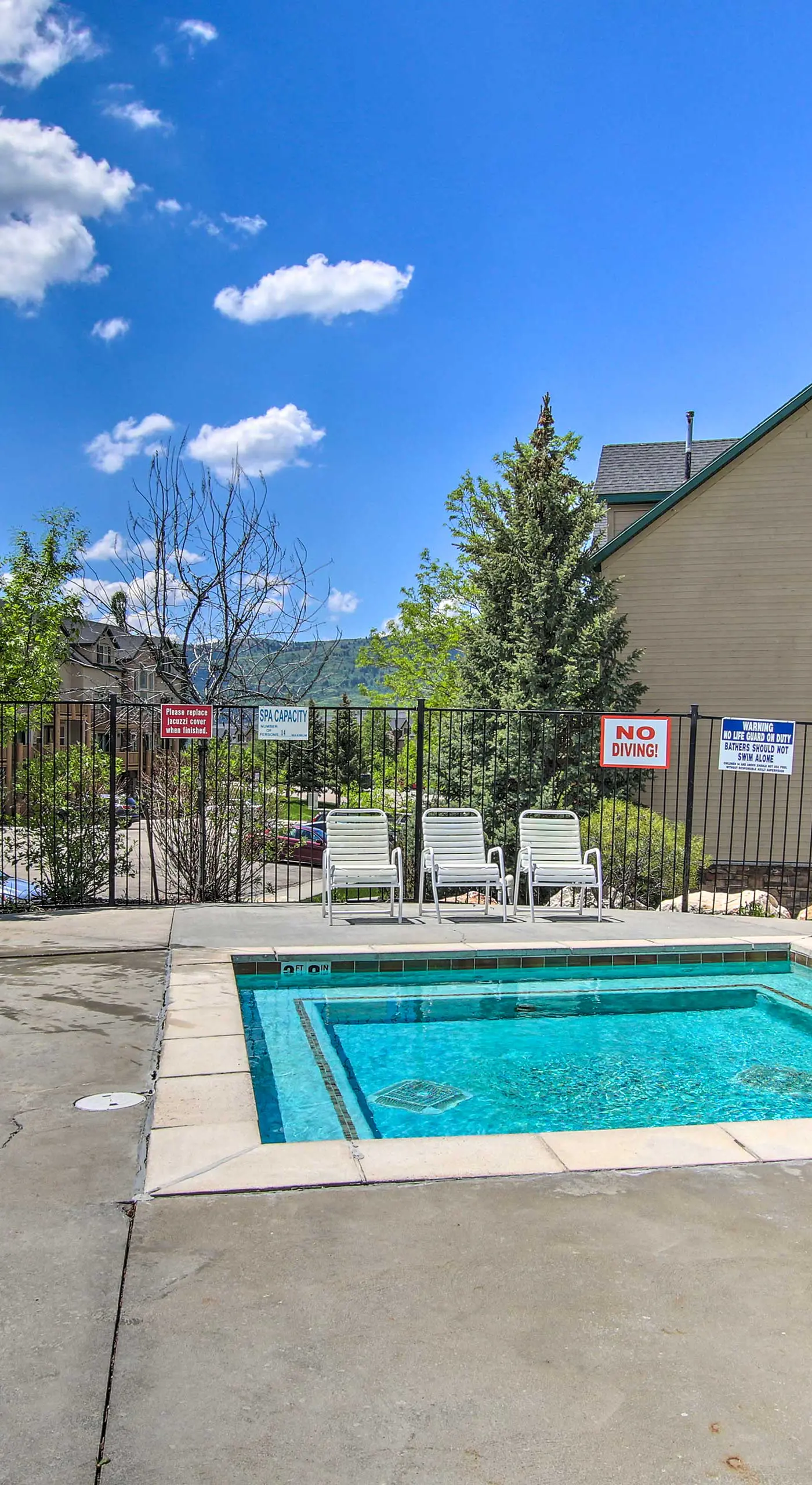 Eden Townhome w/ Mtn View + Shuttle to Powder Mtn!