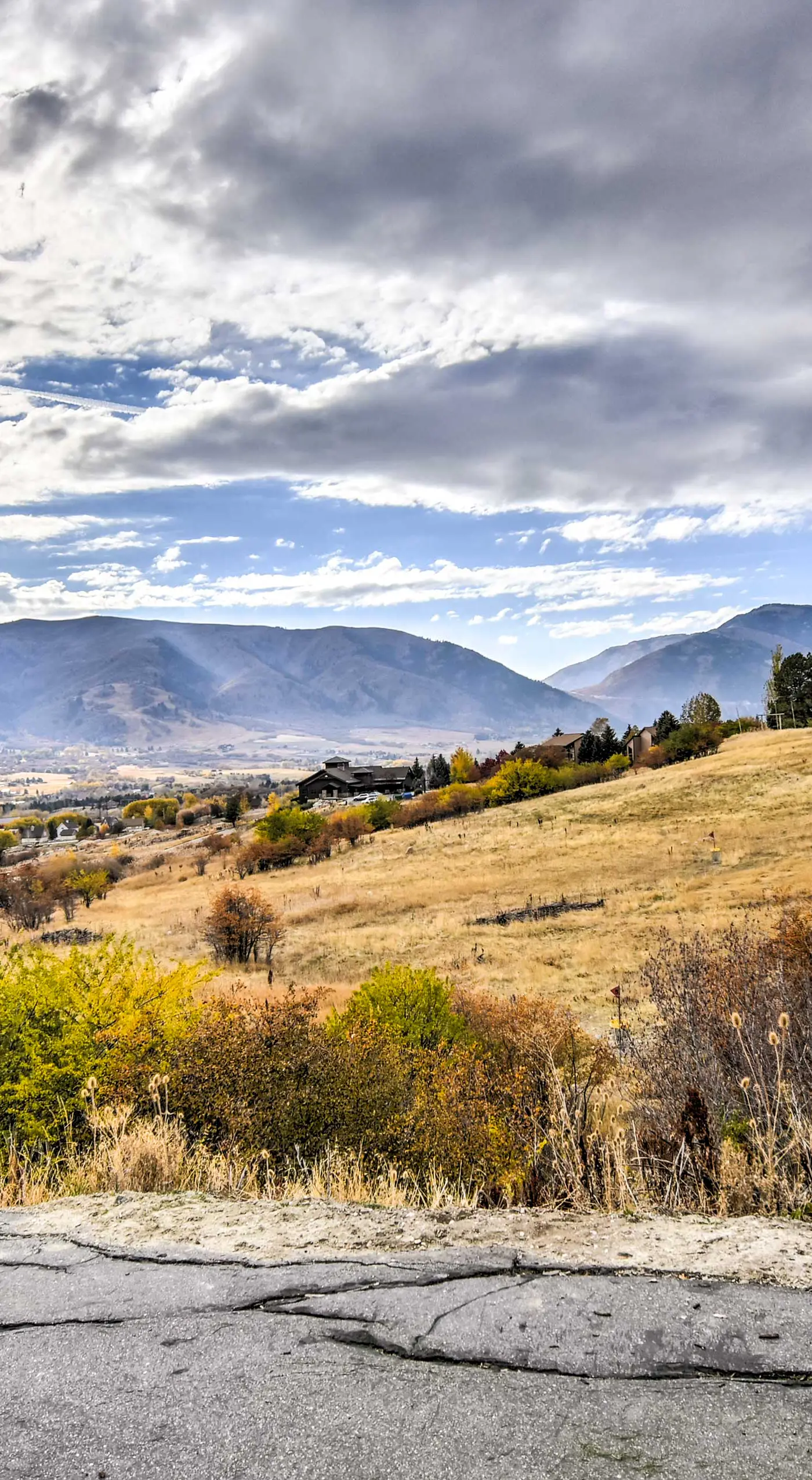 Eden Townhome w/ Mtn View + Shuttle to Powder Mtn!
