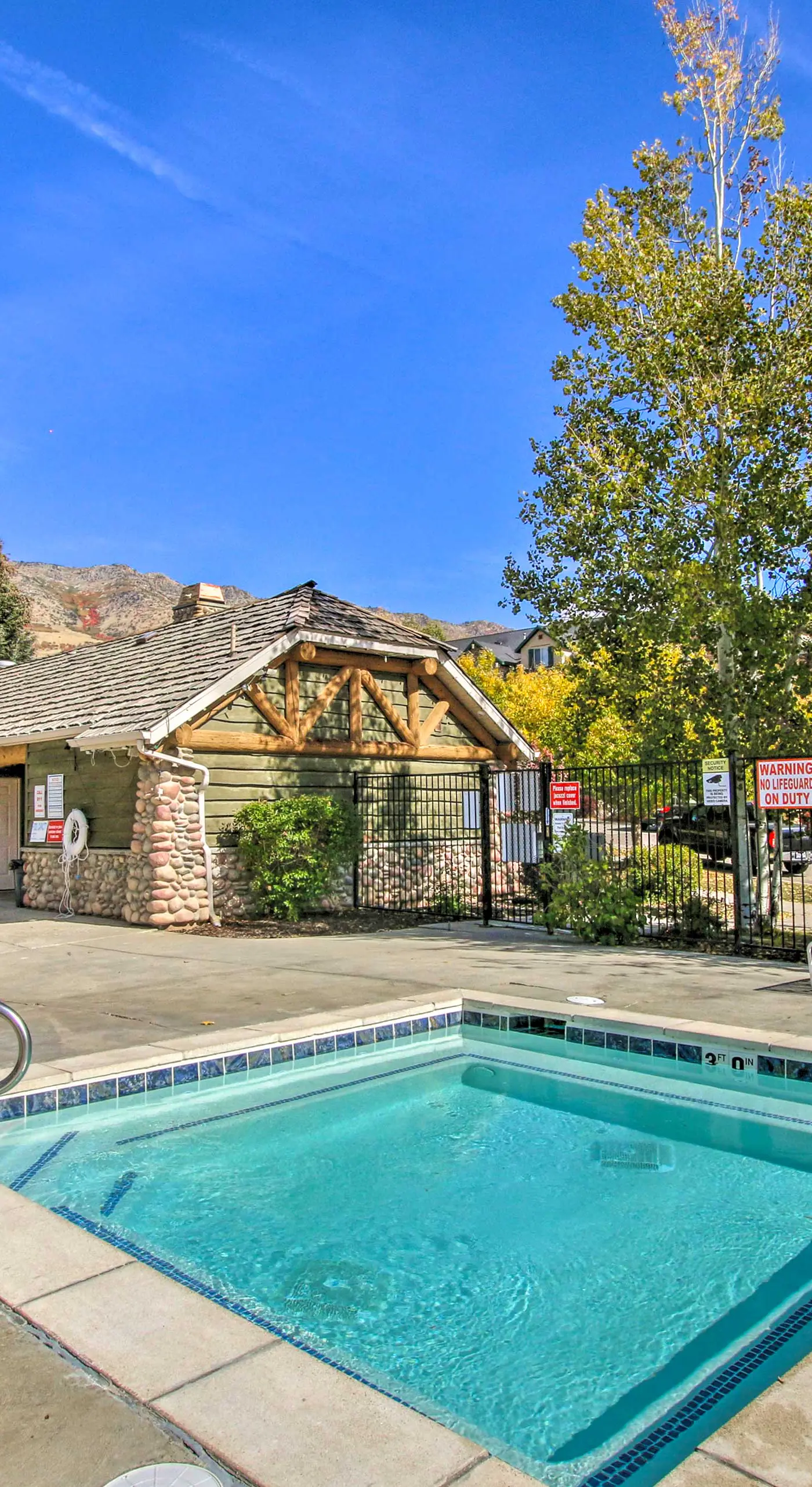 Cozy Eden Condo Retreat < 6 Mi to Ski Resort!