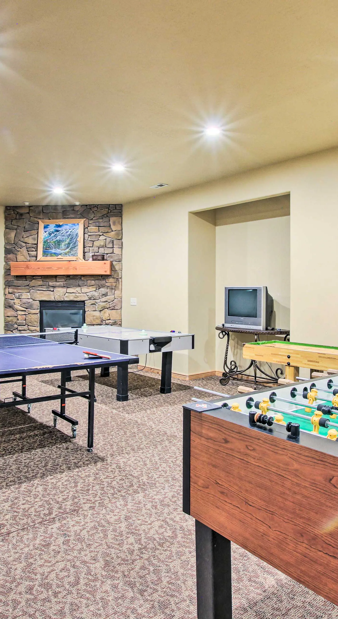 Cozy Eden Condo w/ Mtn Views in Wolf Creek Resort!