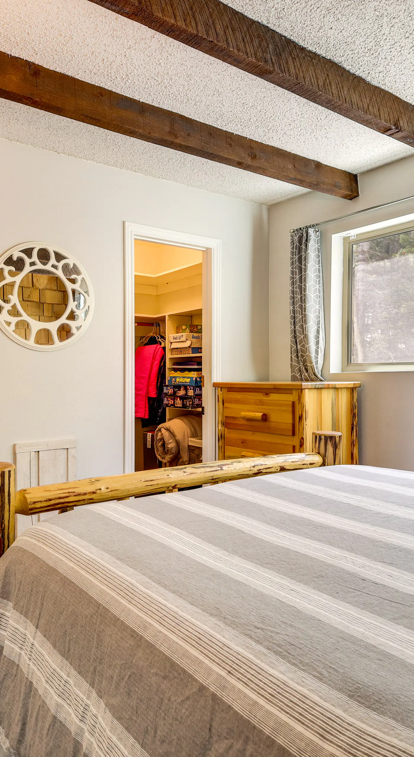 Townhome w/ Mtn View - Walk to Brian Head Lifts!