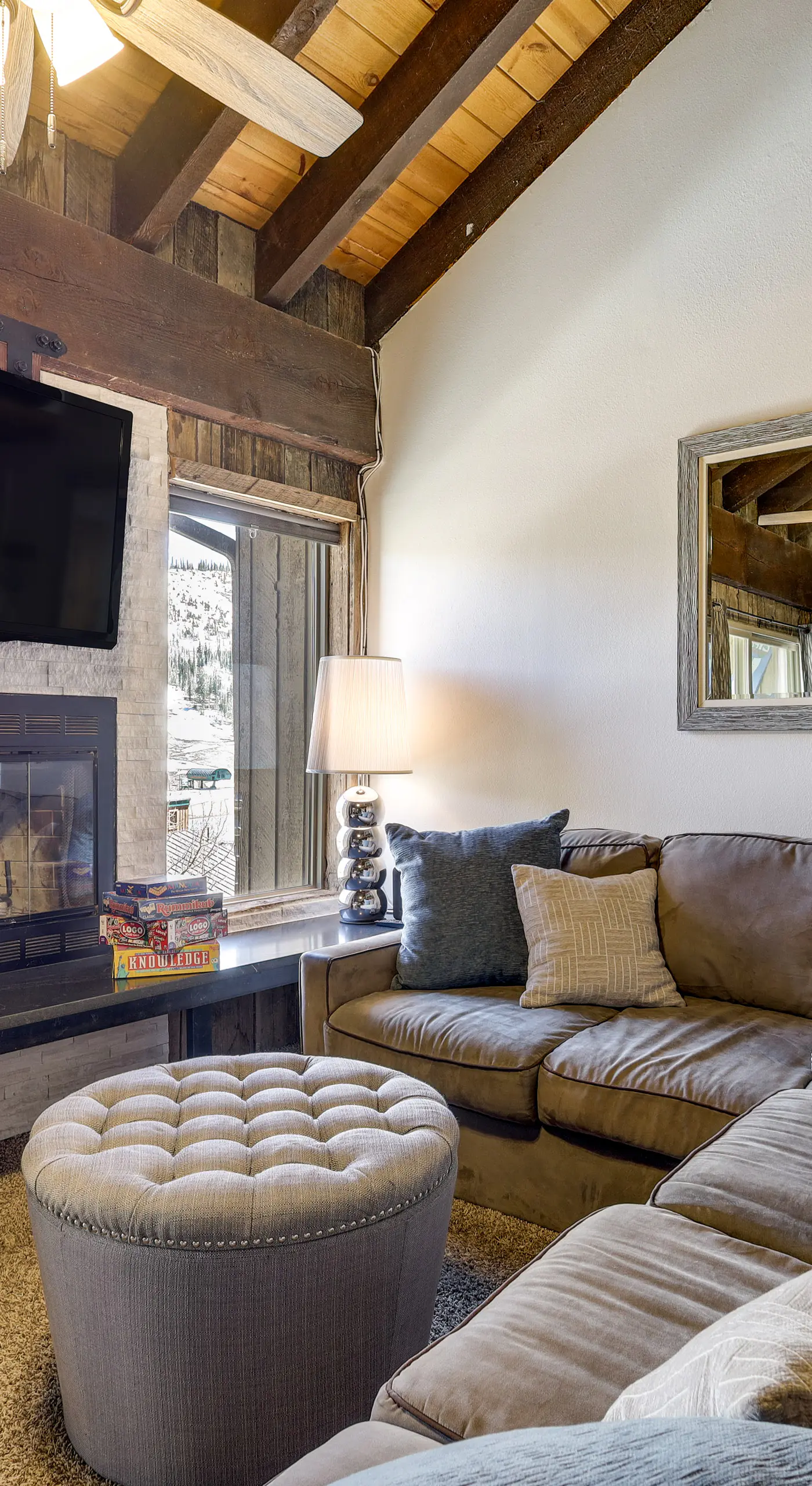 Townhome w/ Mtn View - Walk to Brian Head Lifts!