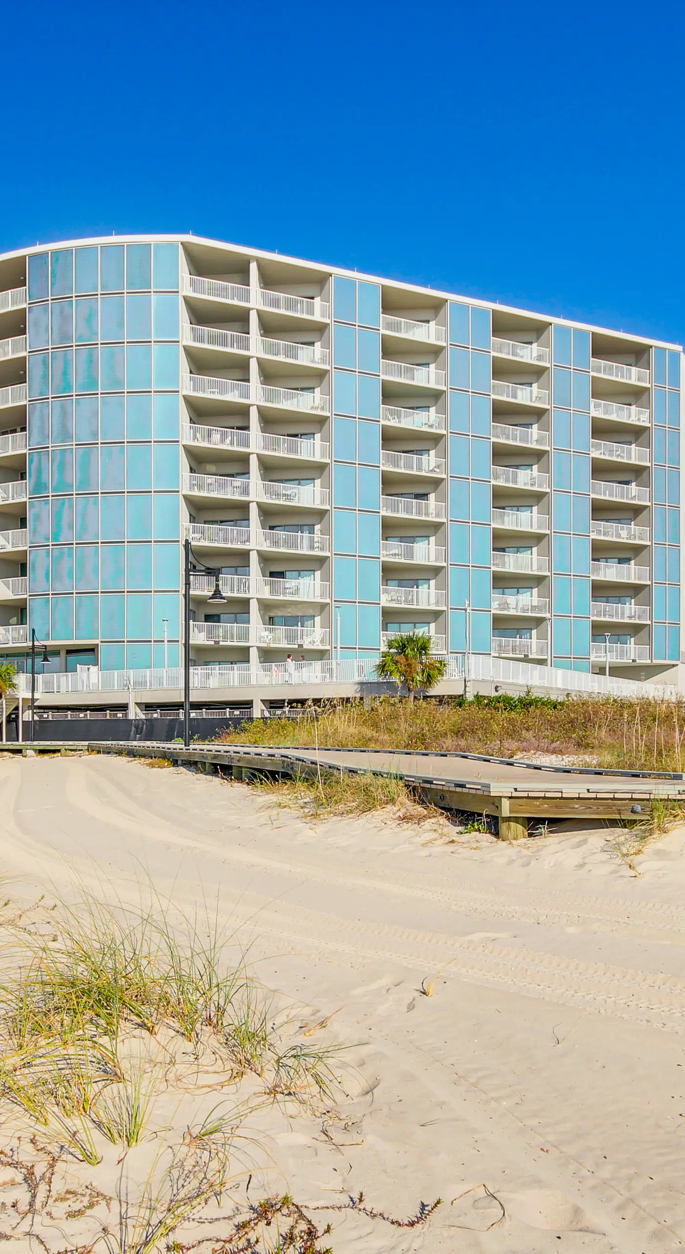 Beachfront Condo w/ Pool Access in Biloxi!