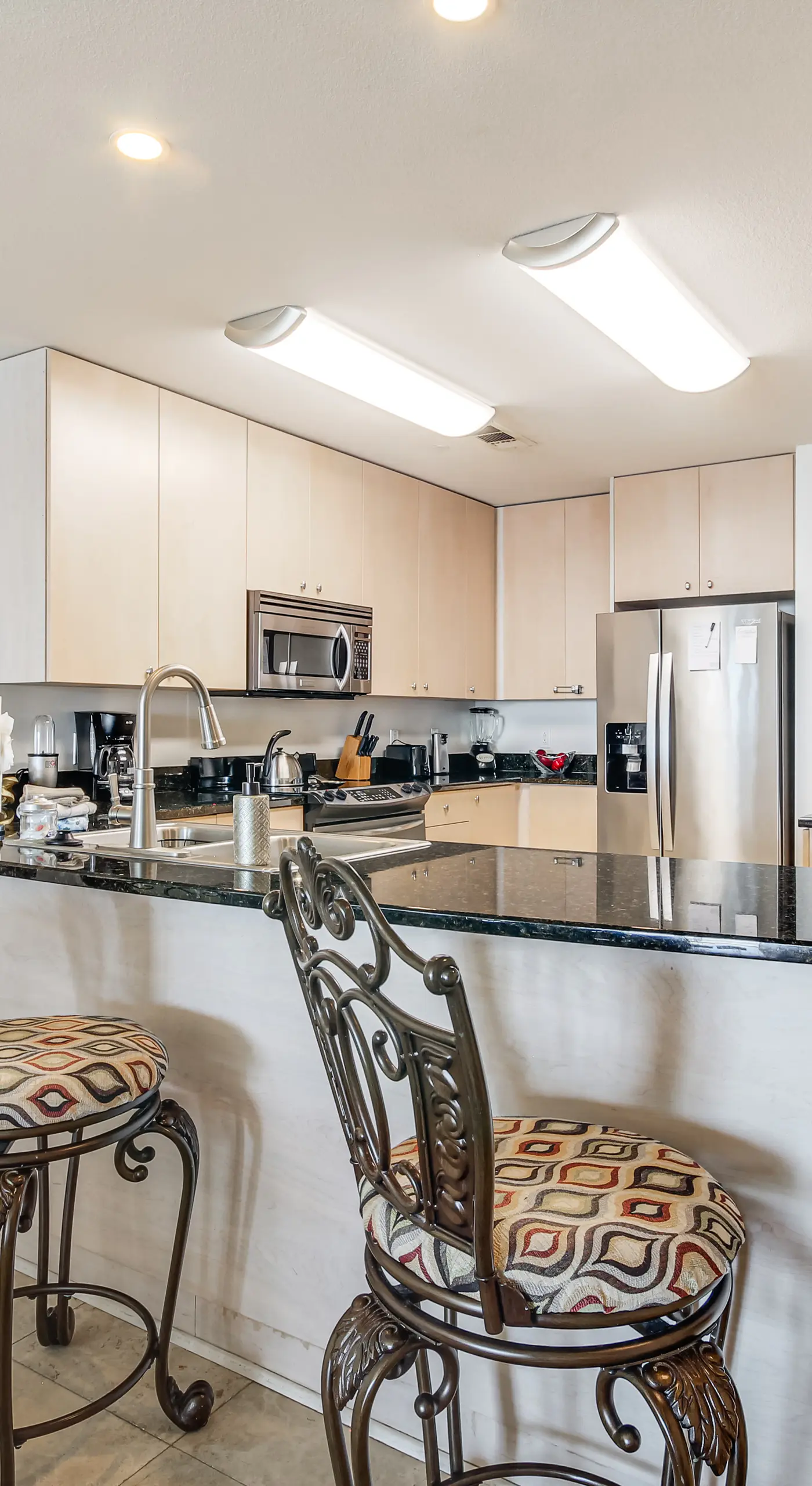 Beachfront Condo w/ Pool Access in Biloxi!