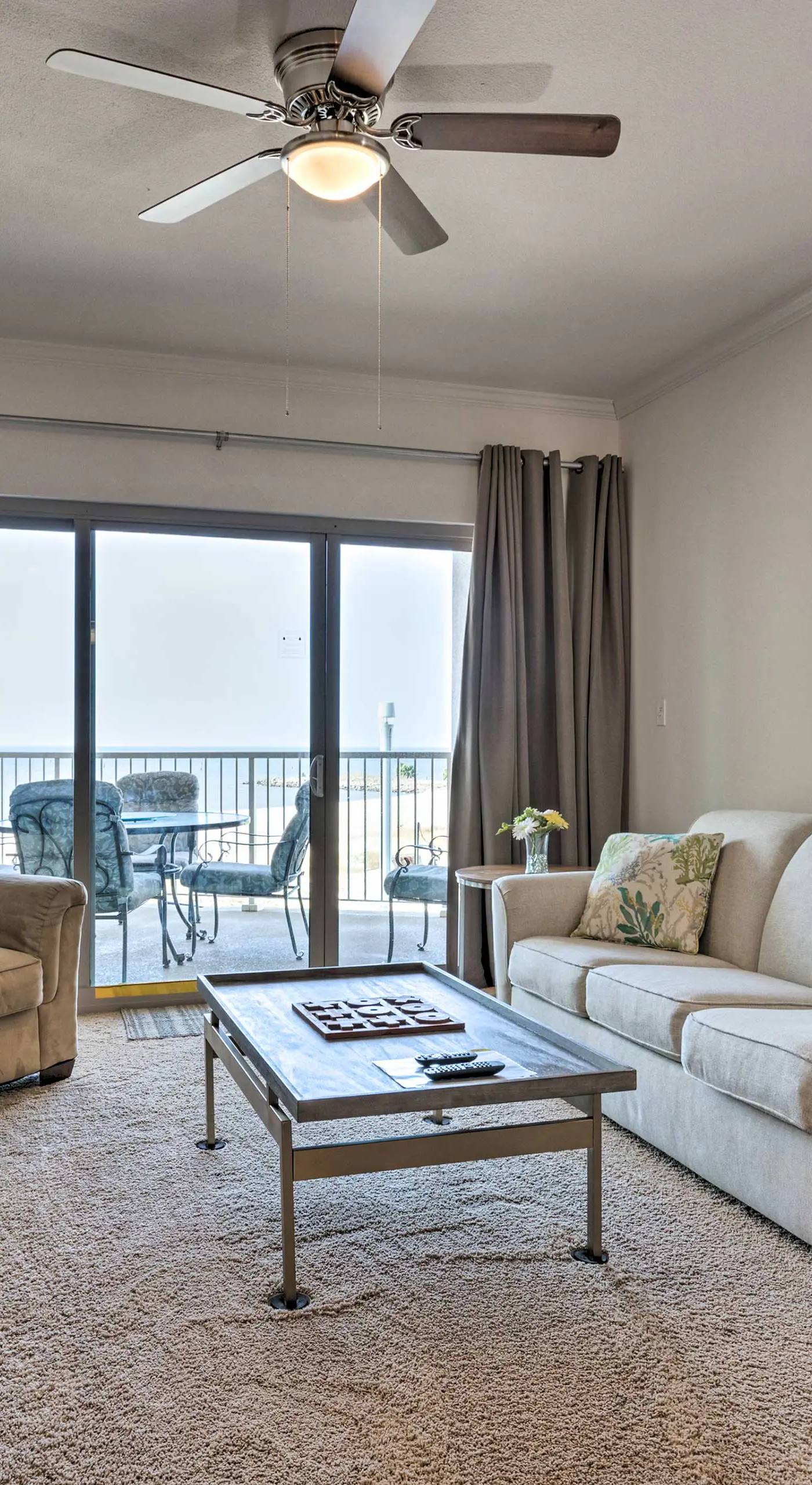 Sunny Beachfront Biloxi Condo w/ Resort Amenities!