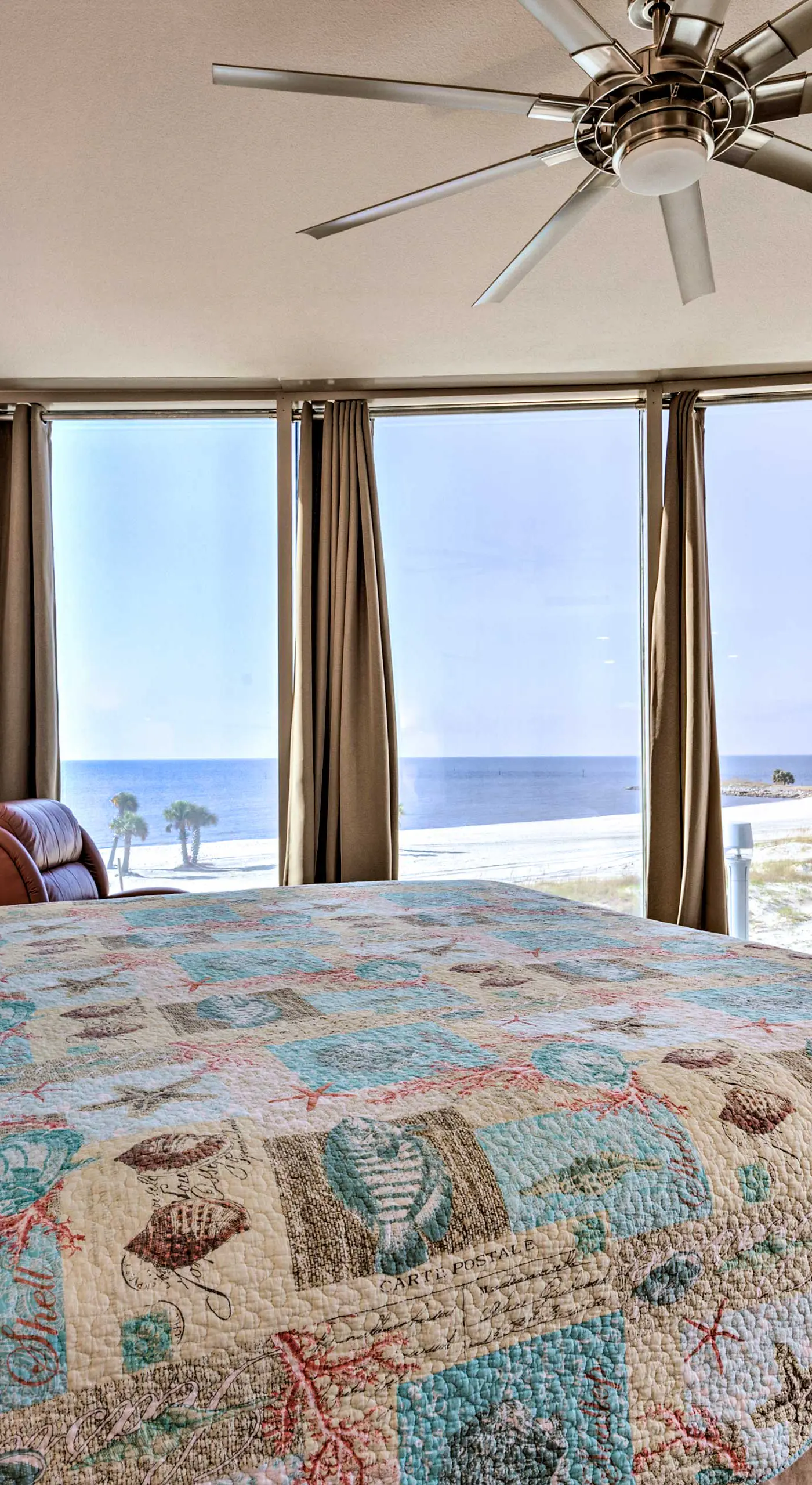 Sunny Beachfront Biloxi Condo w/ Resort Amenities!