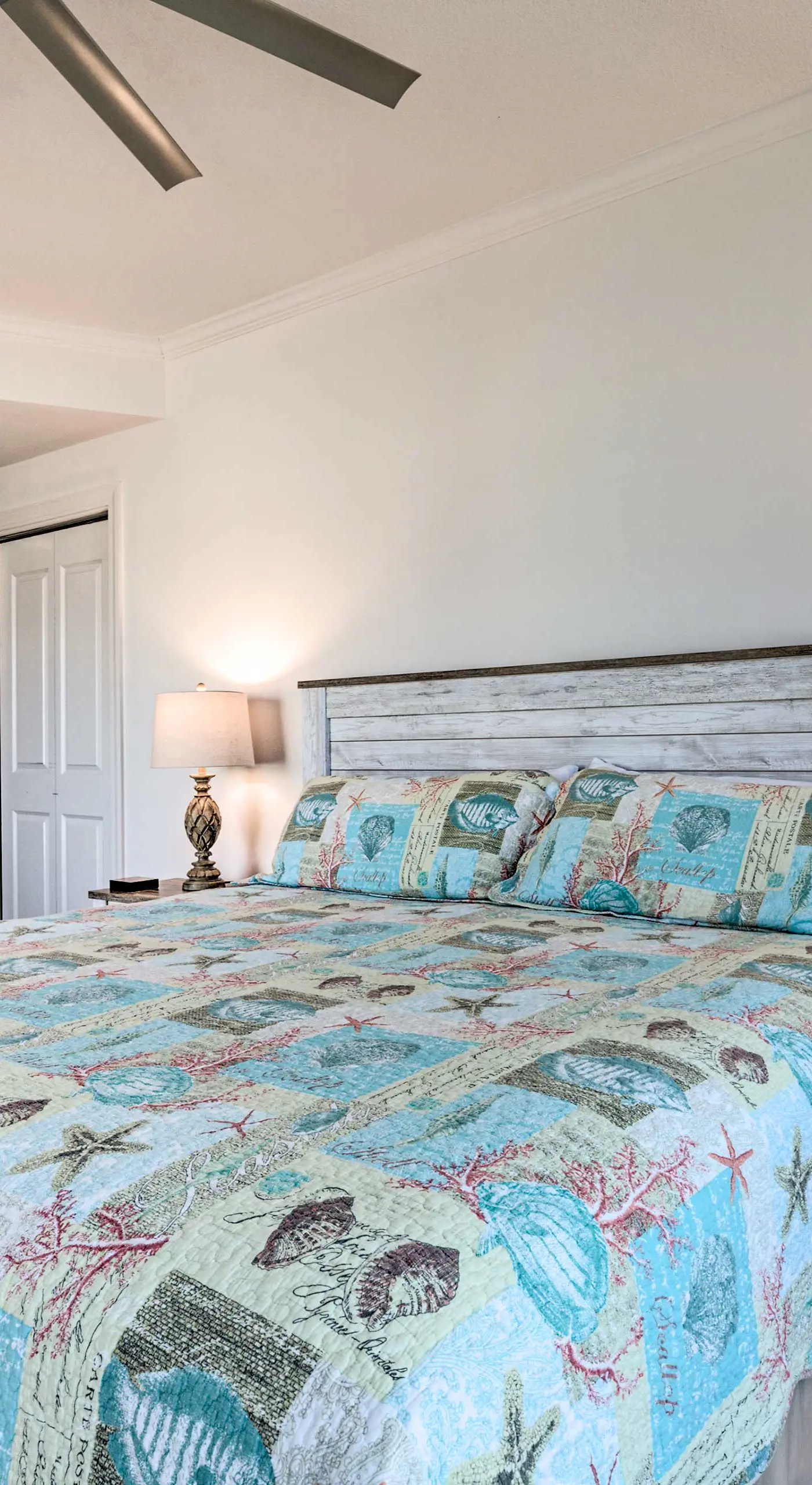 Sunny Beachfront Biloxi Condo w/ Resort Amenities!