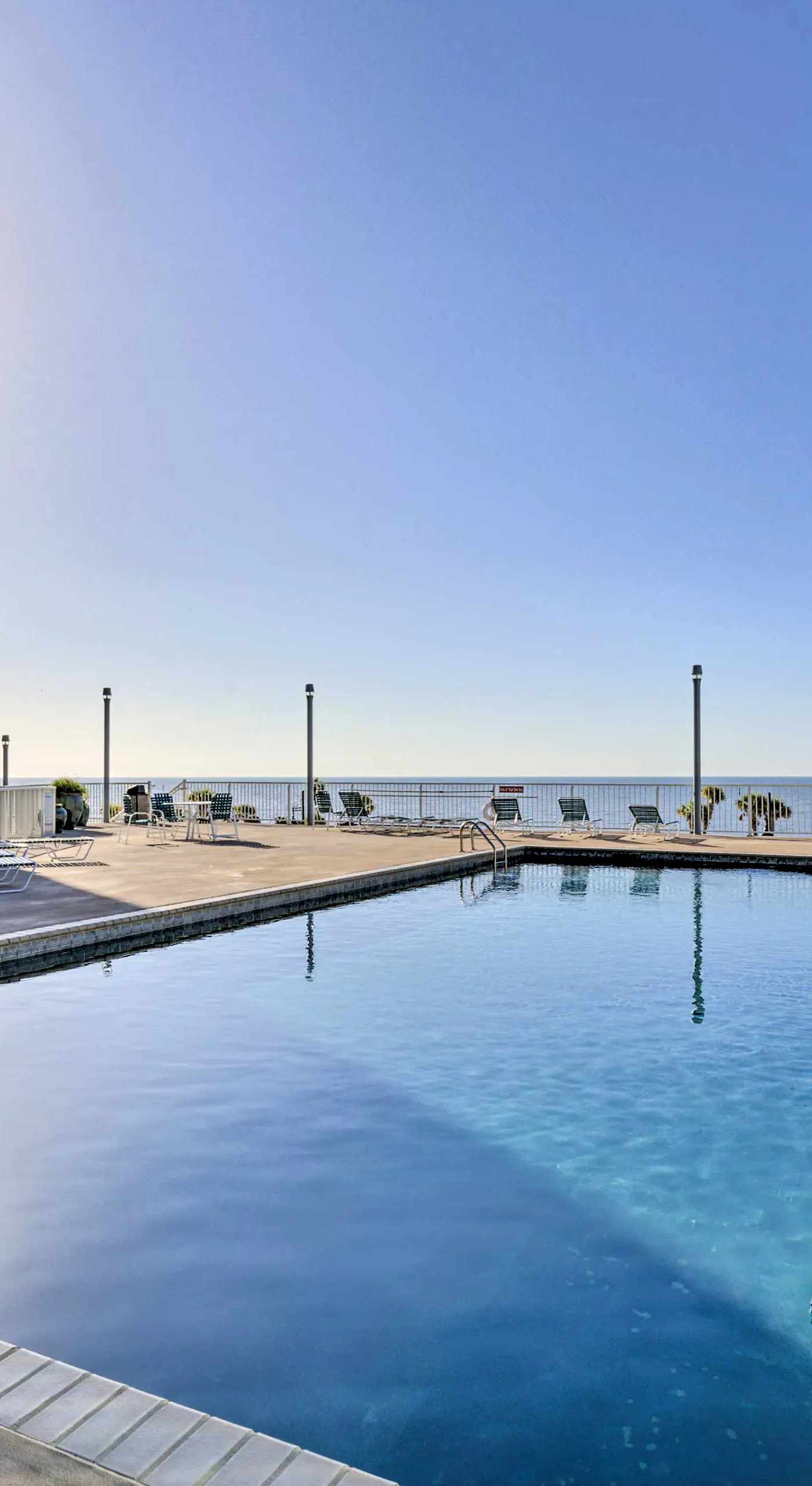 Sunny Beachfront Biloxi Condo w/ Resort Amenities!