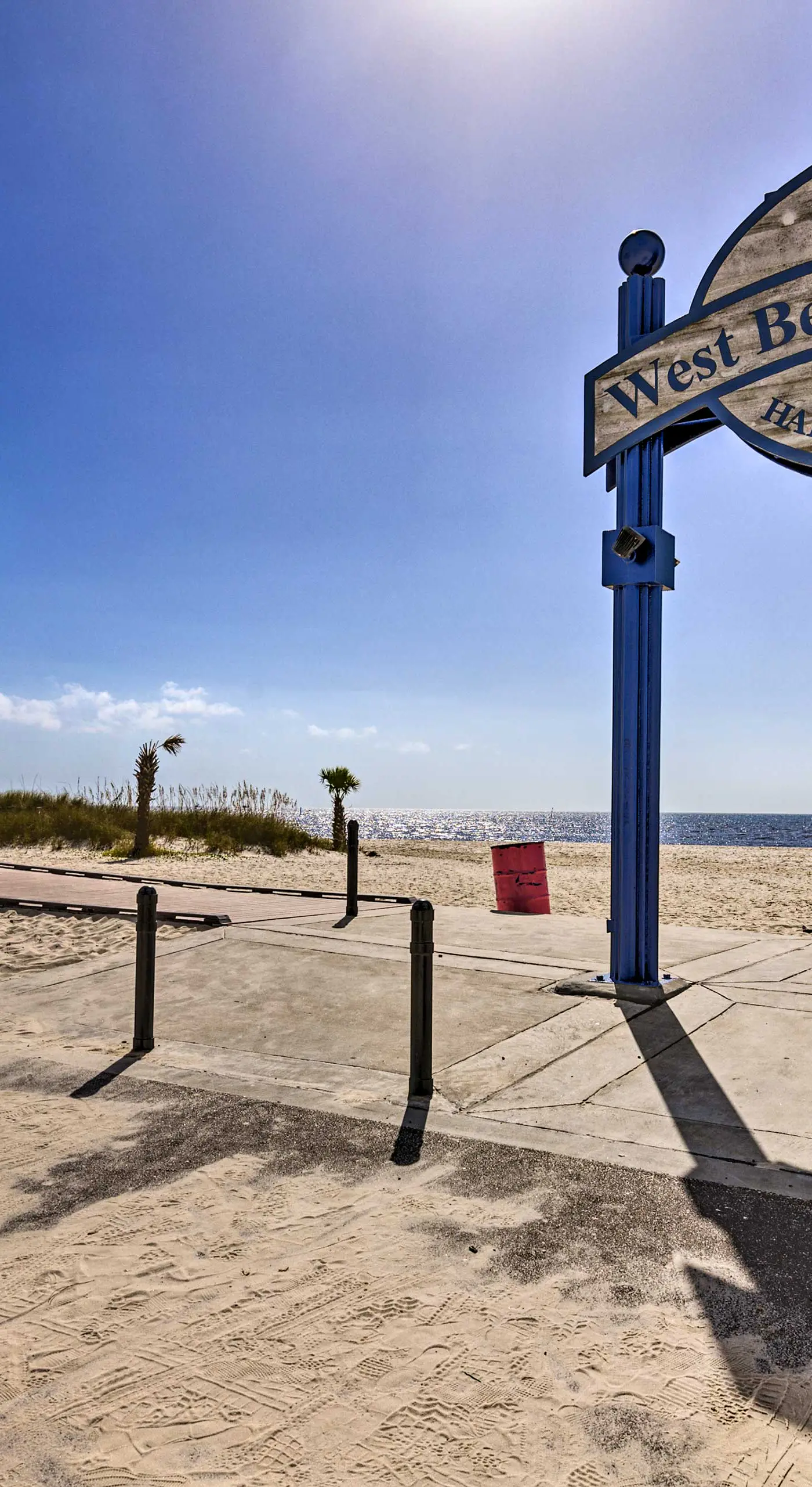 Sunny Beachfront Biloxi Condo w/ Resort Amenities!