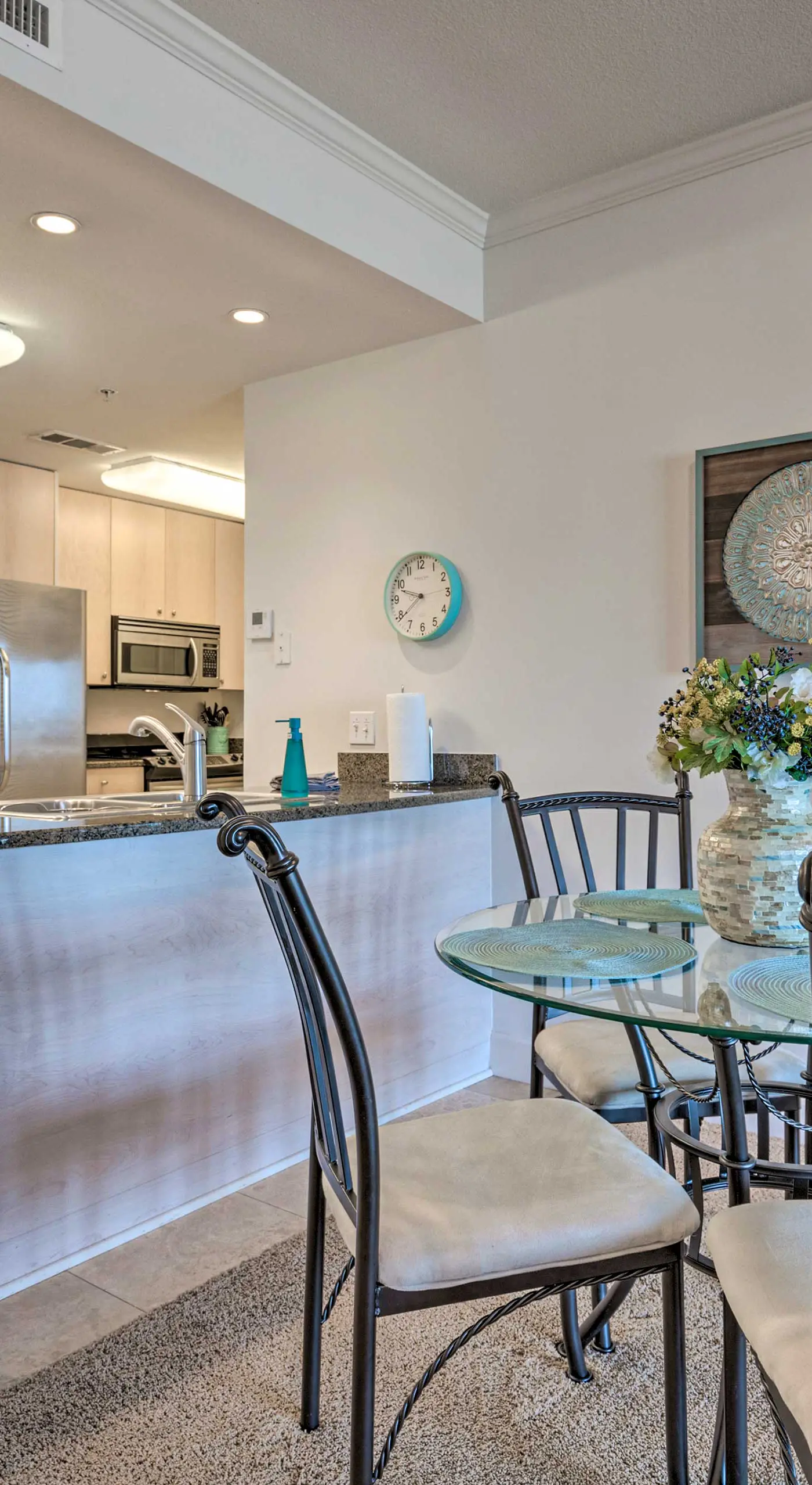Sunny Beachfront Biloxi Condo w/ Resort Amenities!