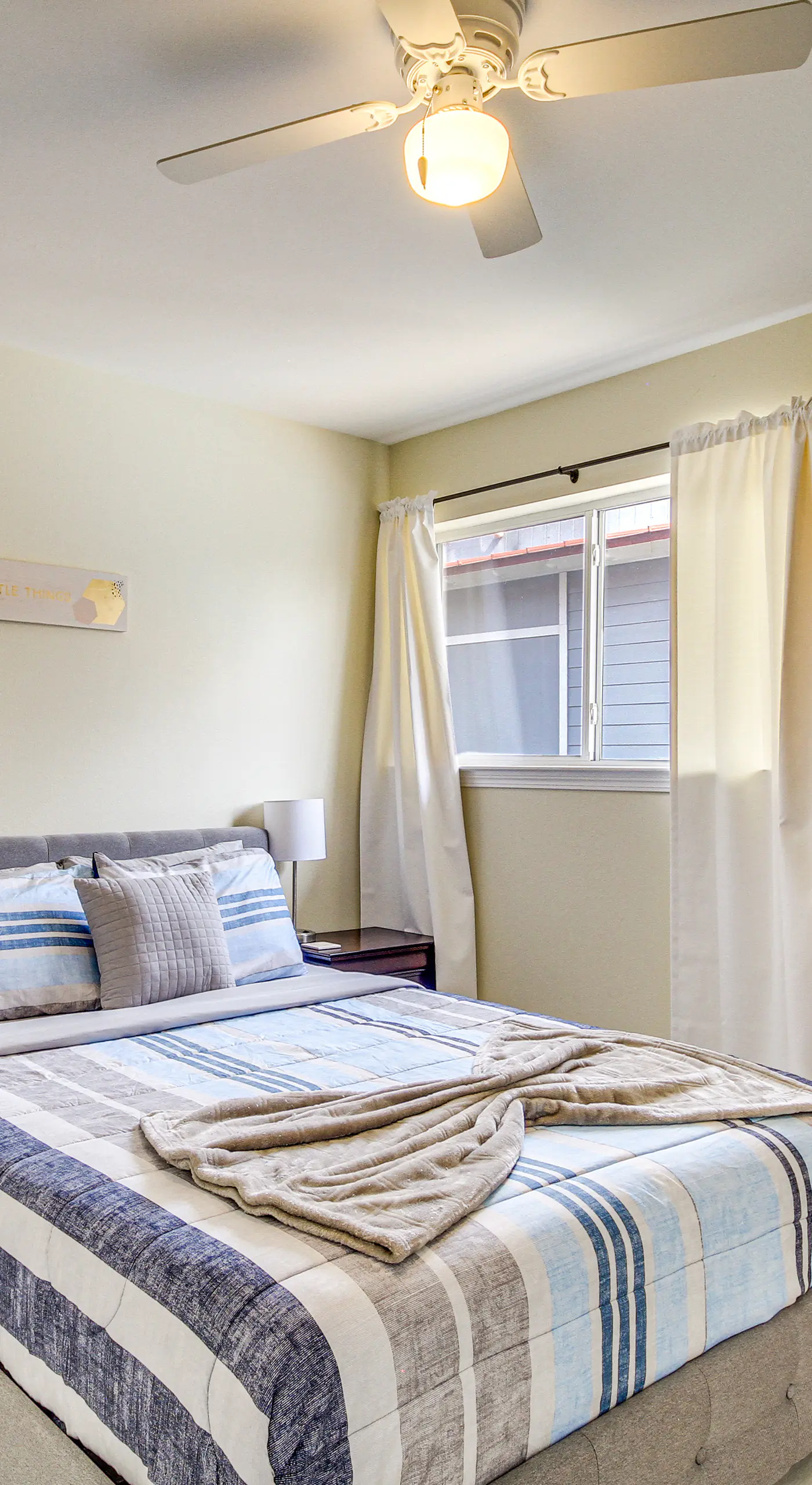 Airy Biloxi Condo w/ Patio: Walk to Beach!