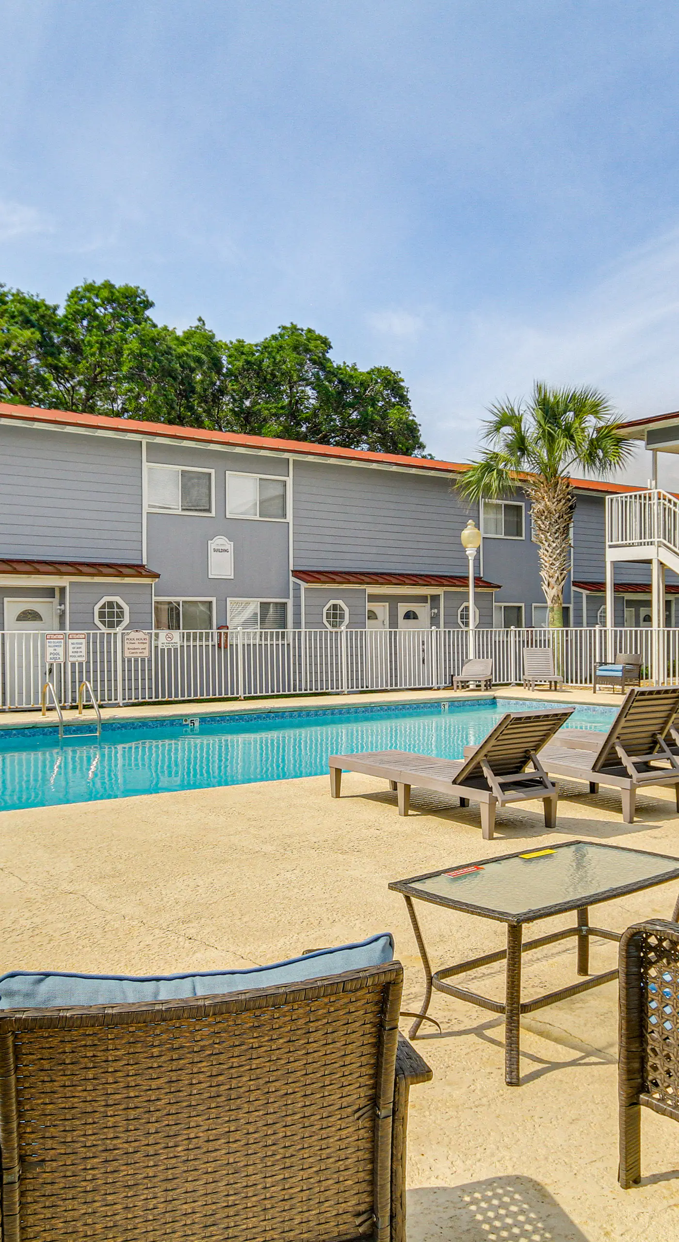 Airy Biloxi Condo w/ Patio: Walk to Beach!