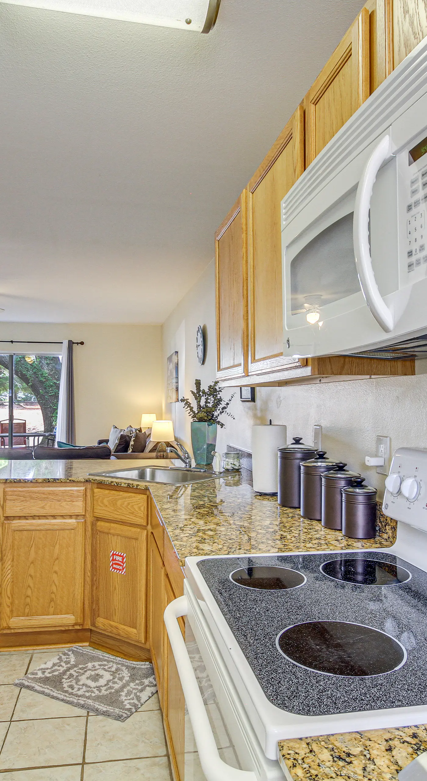 Airy Biloxi Condo w/ Patio: Walk to Beach!
