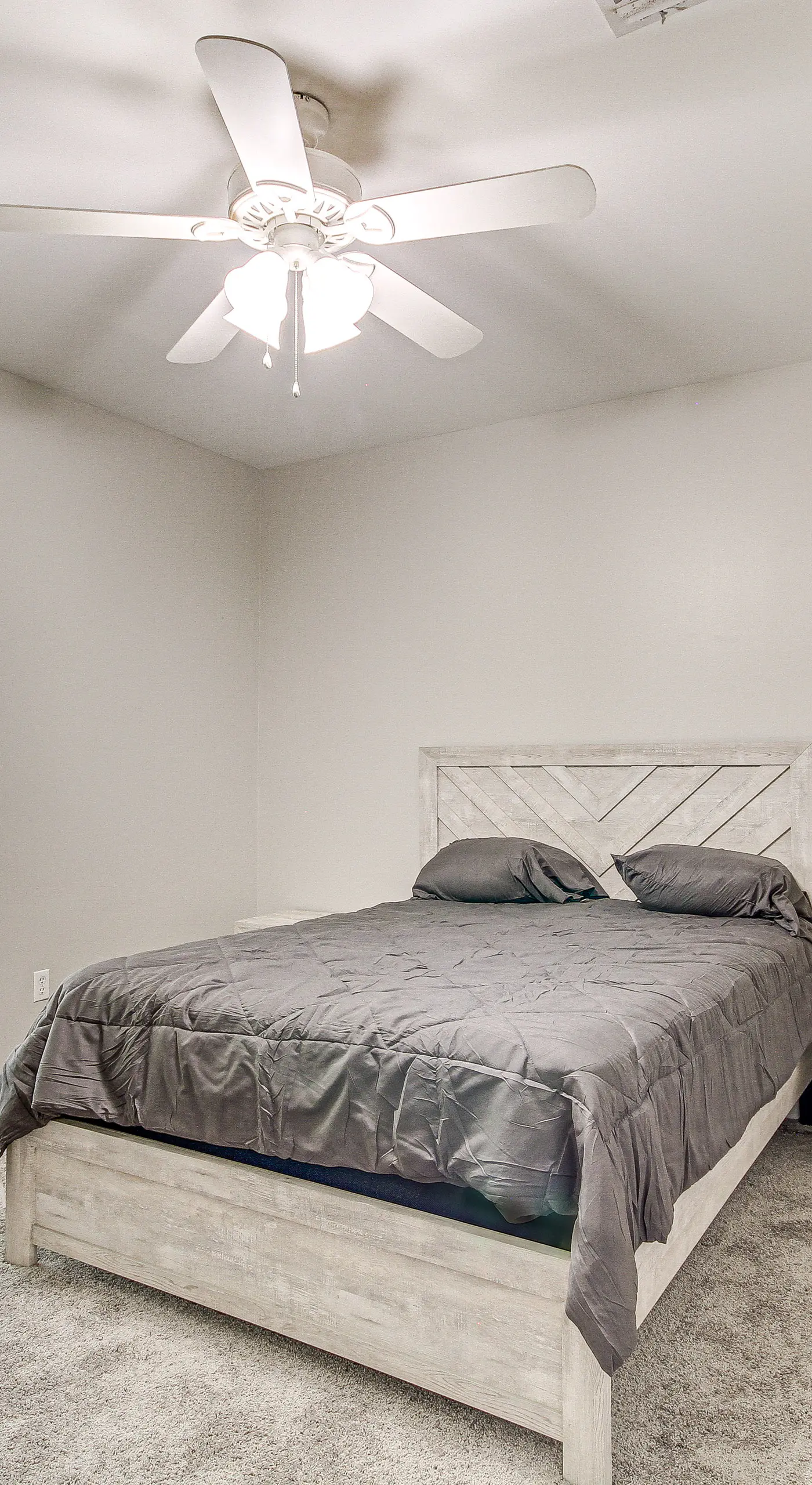 Bright Biloxi Condo: Walk to the Beach!
