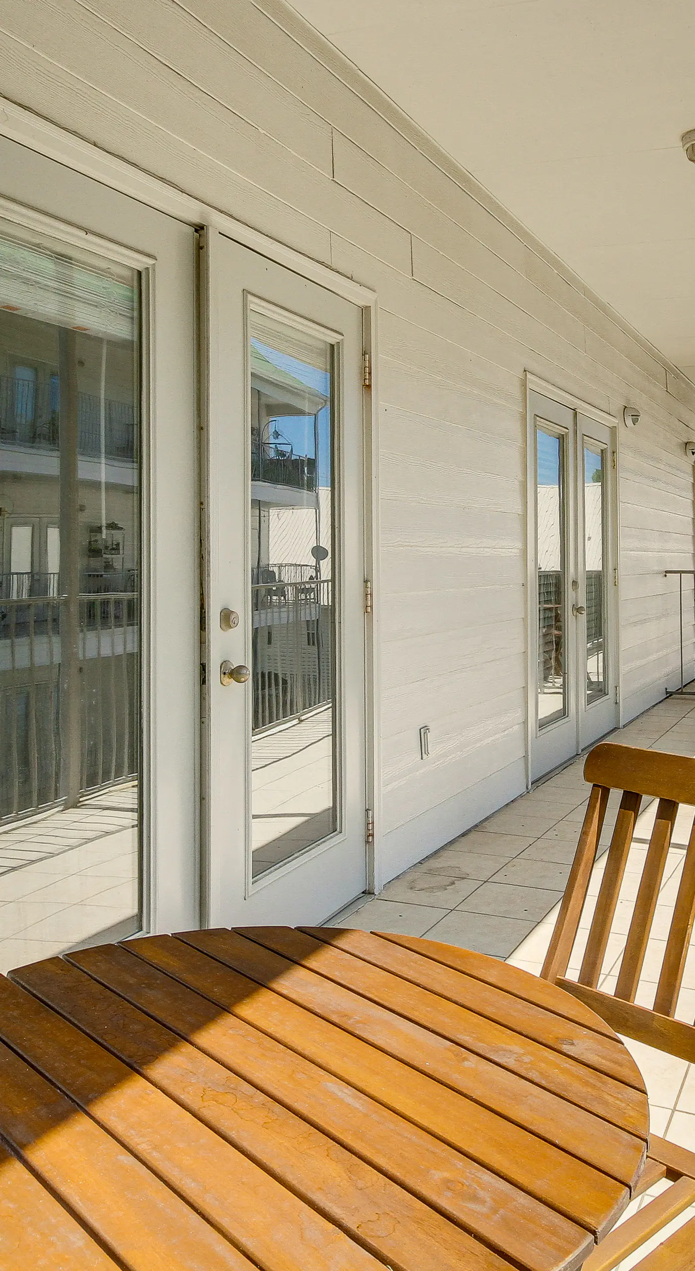 Bright Biloxi Condo: Walk to the Beach!