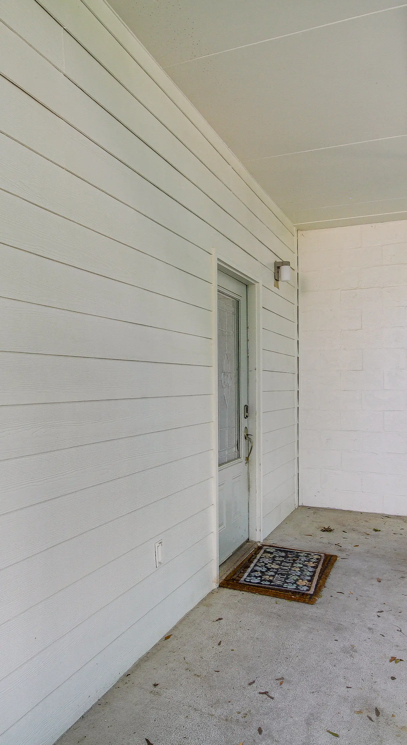 Bright Biloxi Condo: Walk to the Beach!