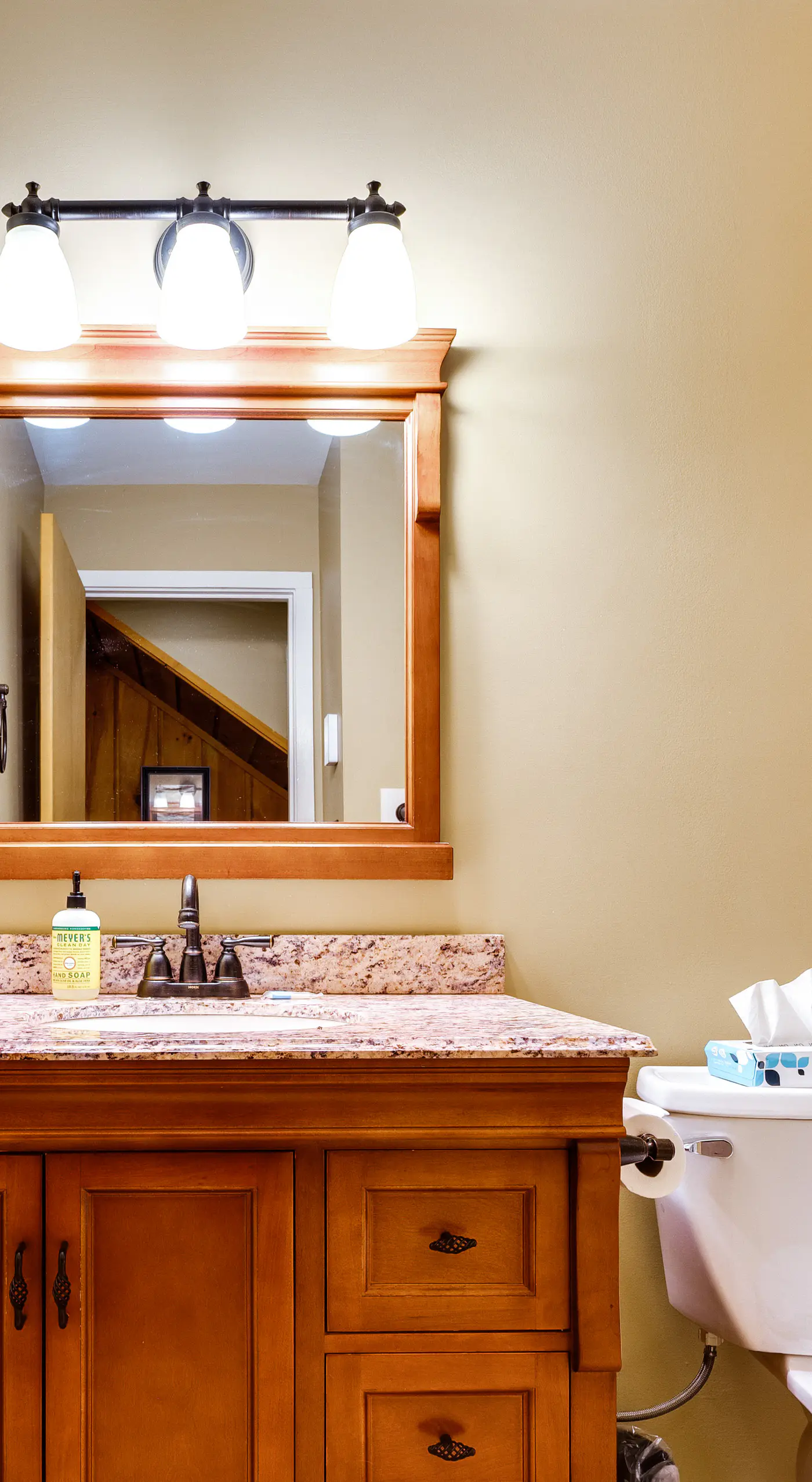Lincoln Townhome w/ Community Pool & Club Access!
