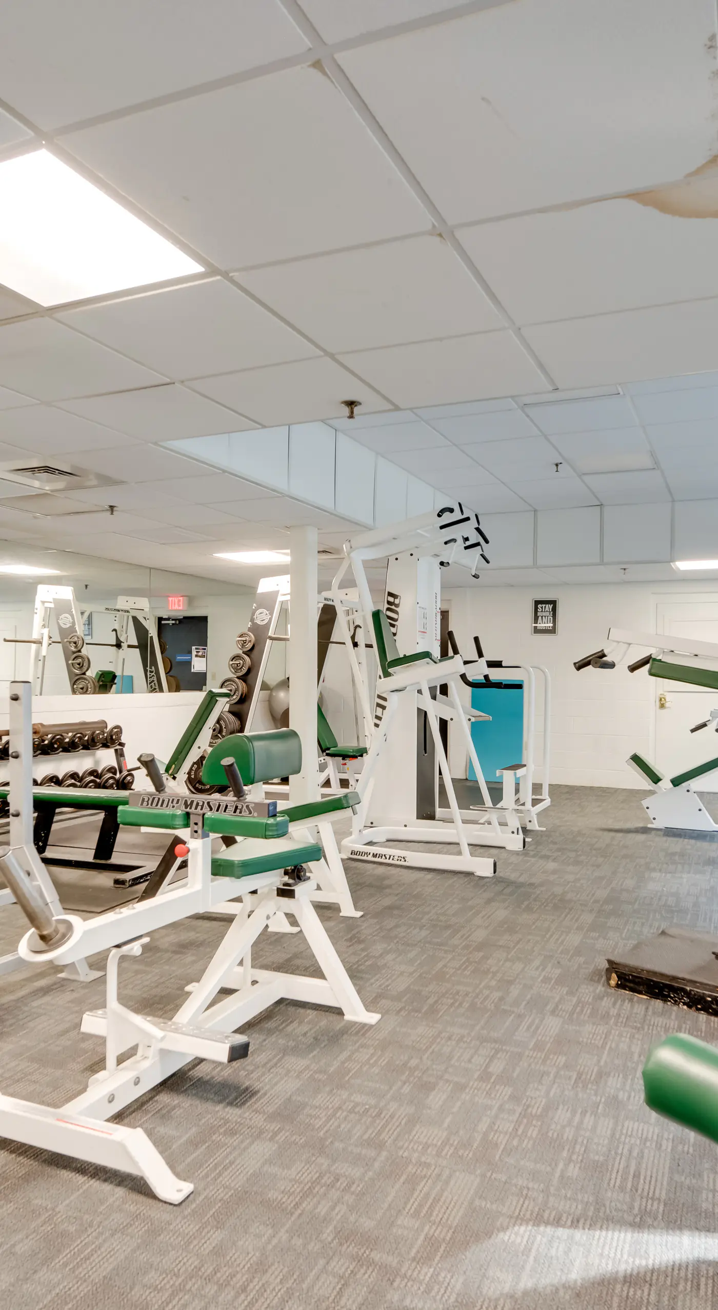 Lincoln Townhome w/ Community Pool & Club Access!