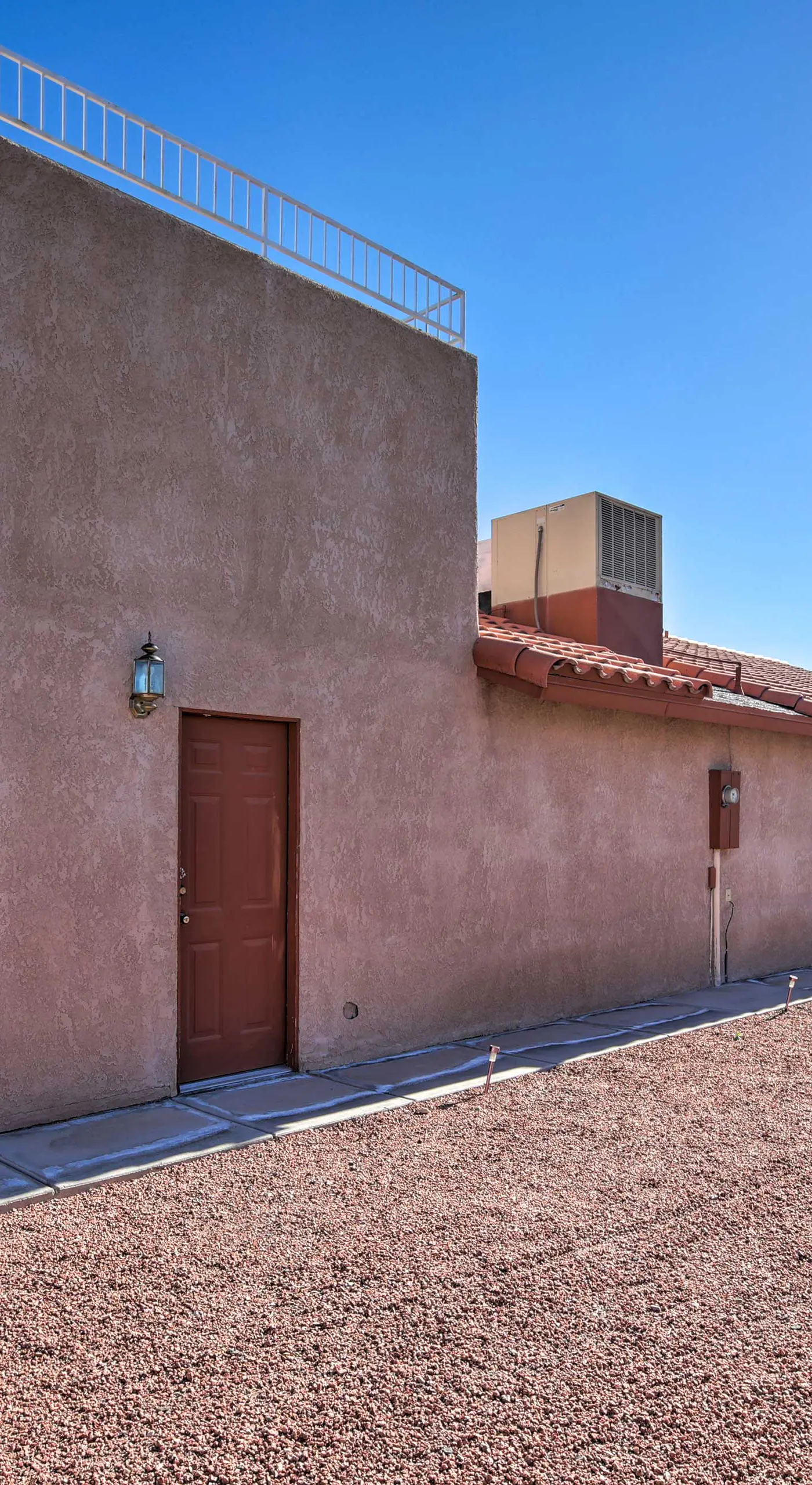 Patio, Rooftop Deck & Mtn Views: Lake Havasu Home!