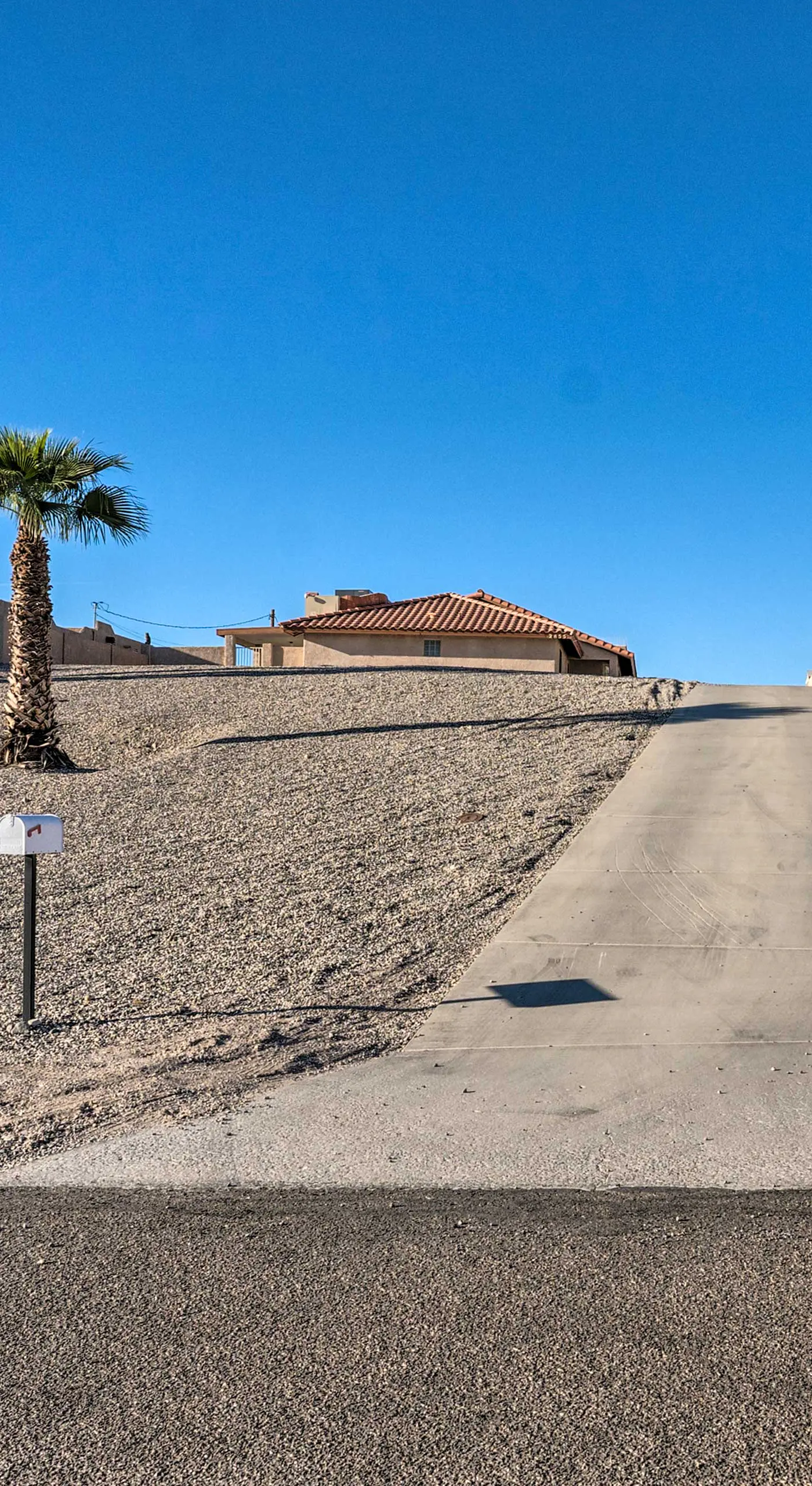 Patio, Rooftop Deck & Mtn Views: Lake Havasu Home!