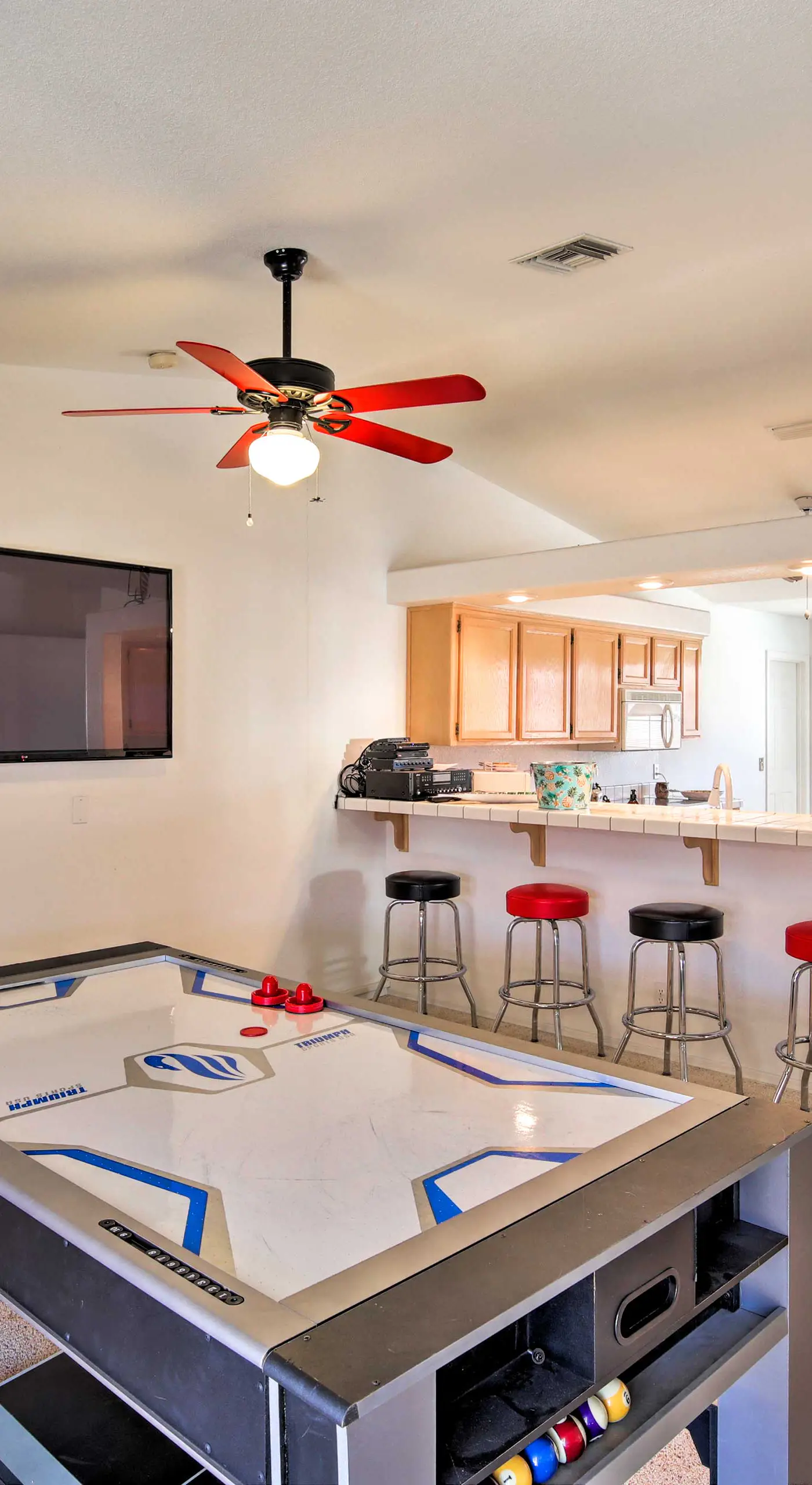 Patio, Rooftop Deck & Mtn Views: Lake Havasu Home!