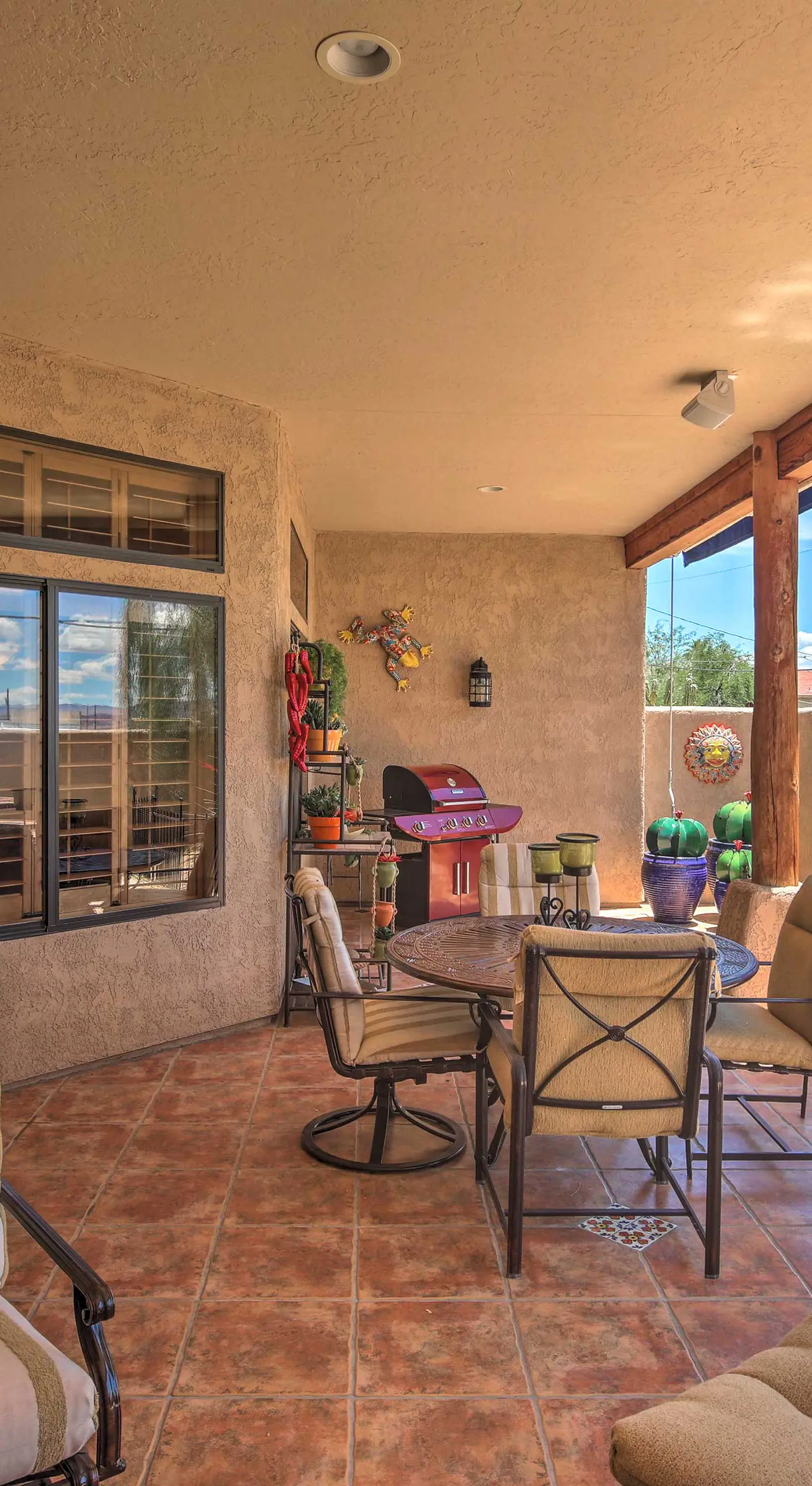 Patio, Grill & Yard: Pet-Friendly Lake Havasu Gem