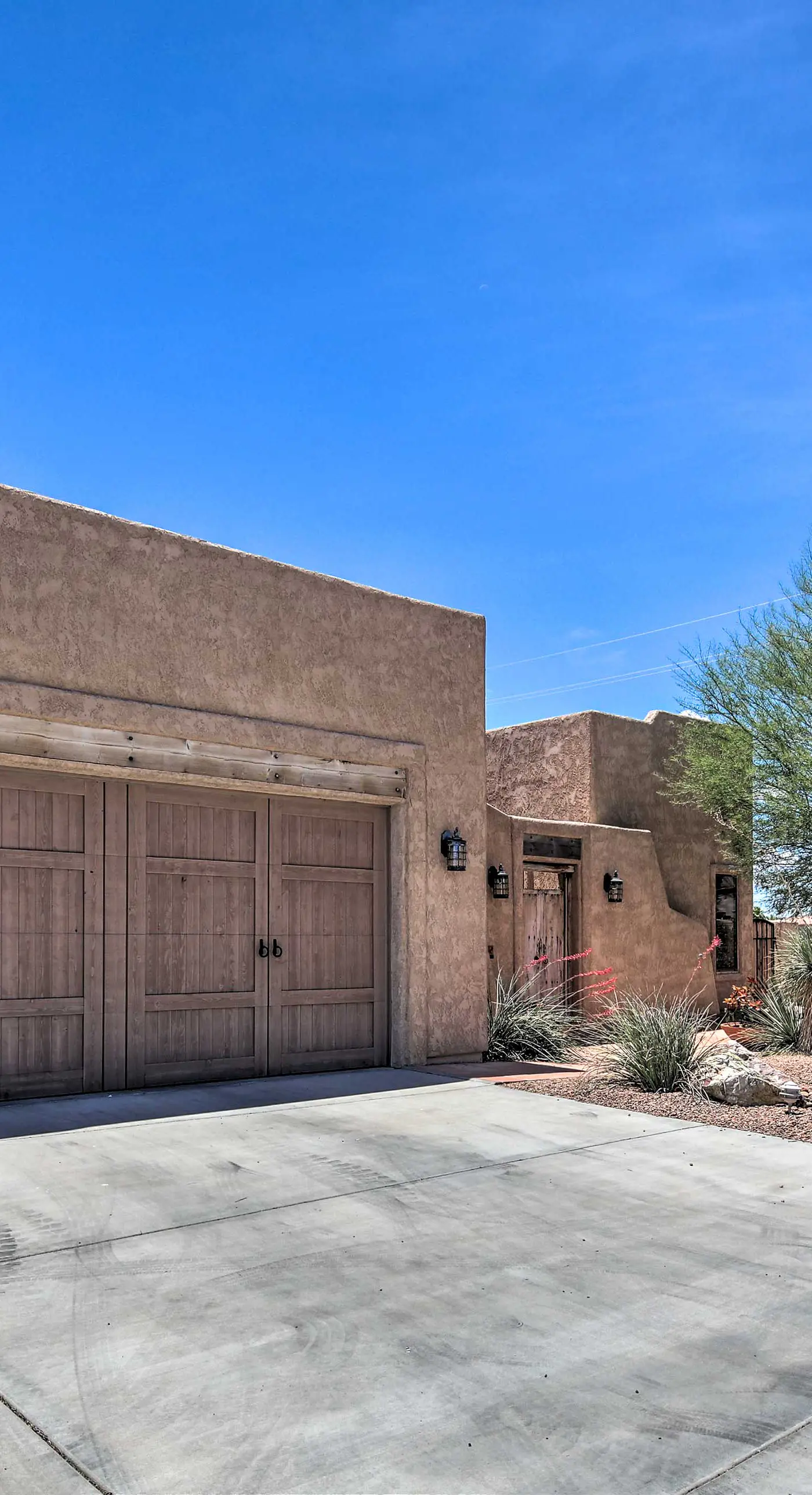 Patio, Grill & Yard: Pet-Friendly Lake Havasu Gem