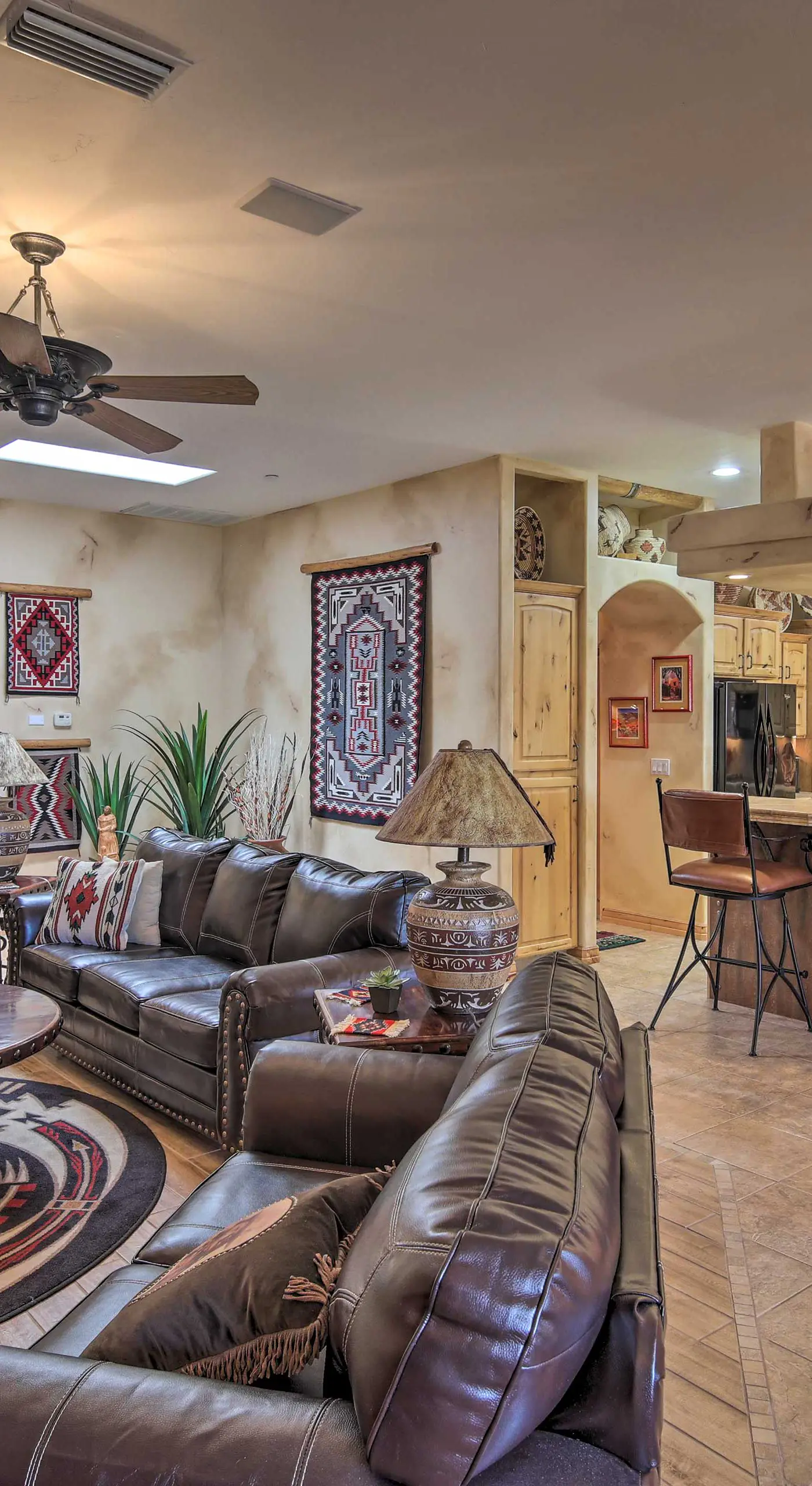 Patio, Grill & Yard: Pet-Friendly Lake Havasu Gem