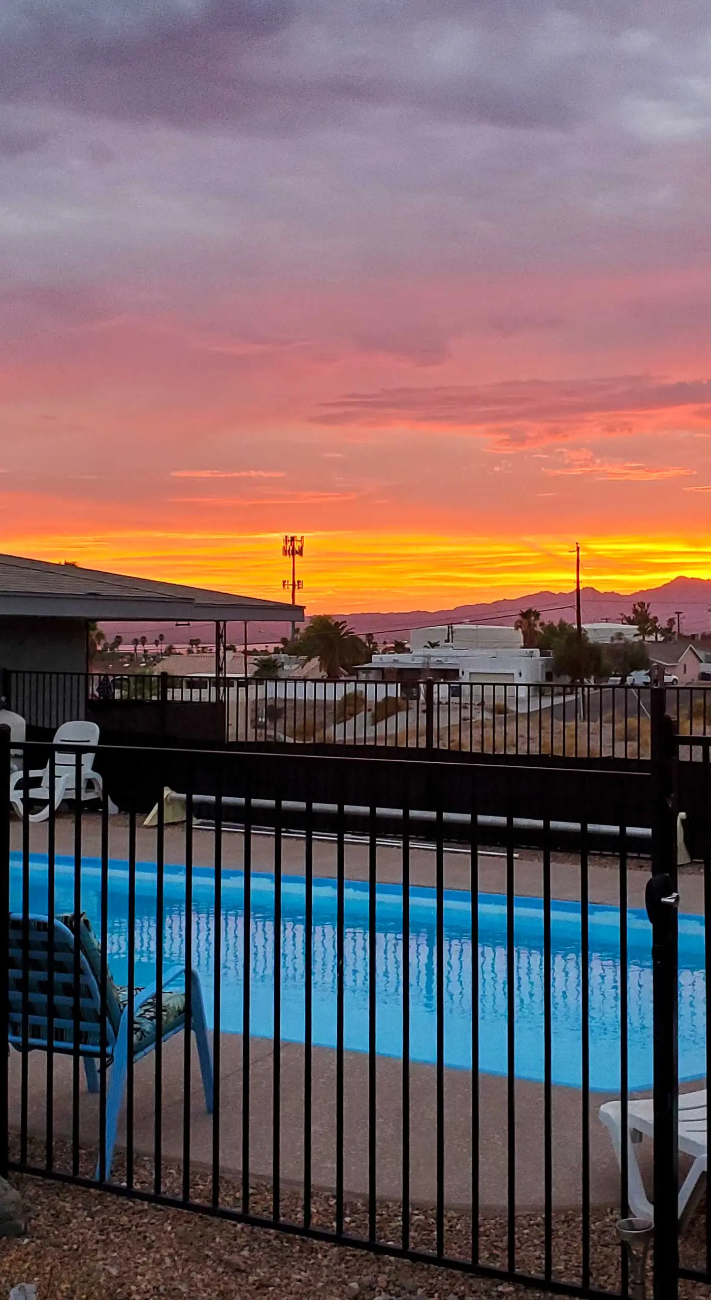 4 Mi to Beach: Lake Havasu Apartment w/ Pool!