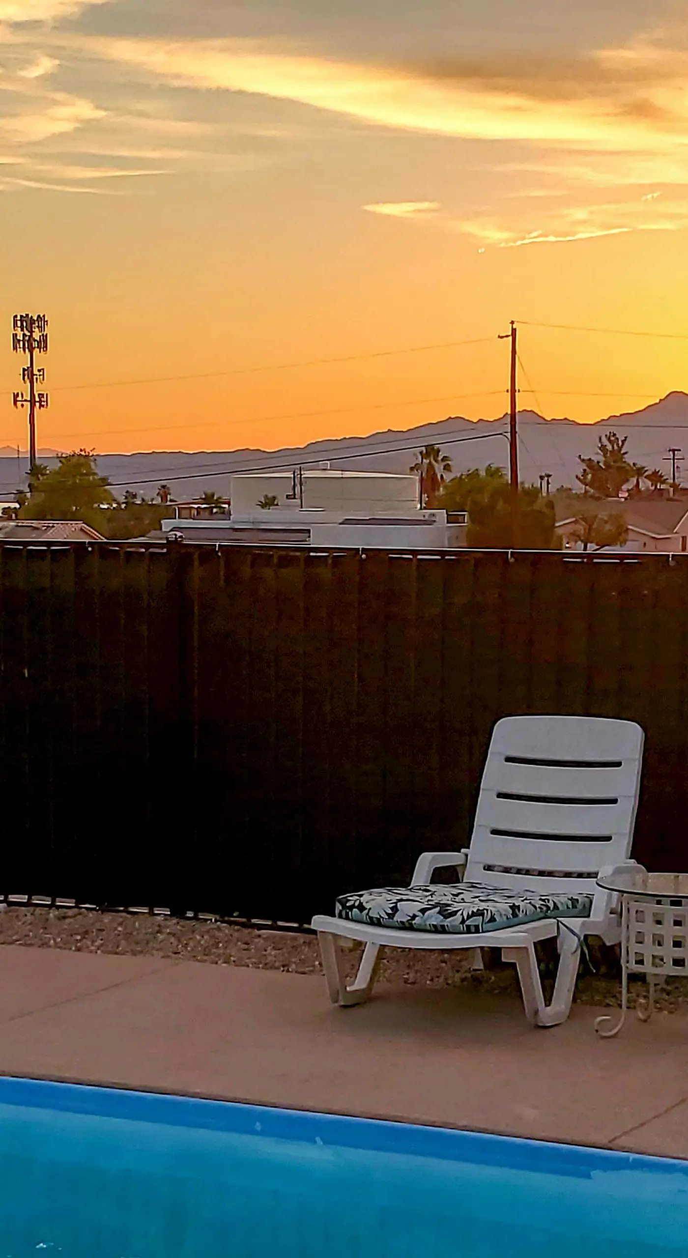 4 Mi to Beach: Lake Havasu Apartment w/ Pool!