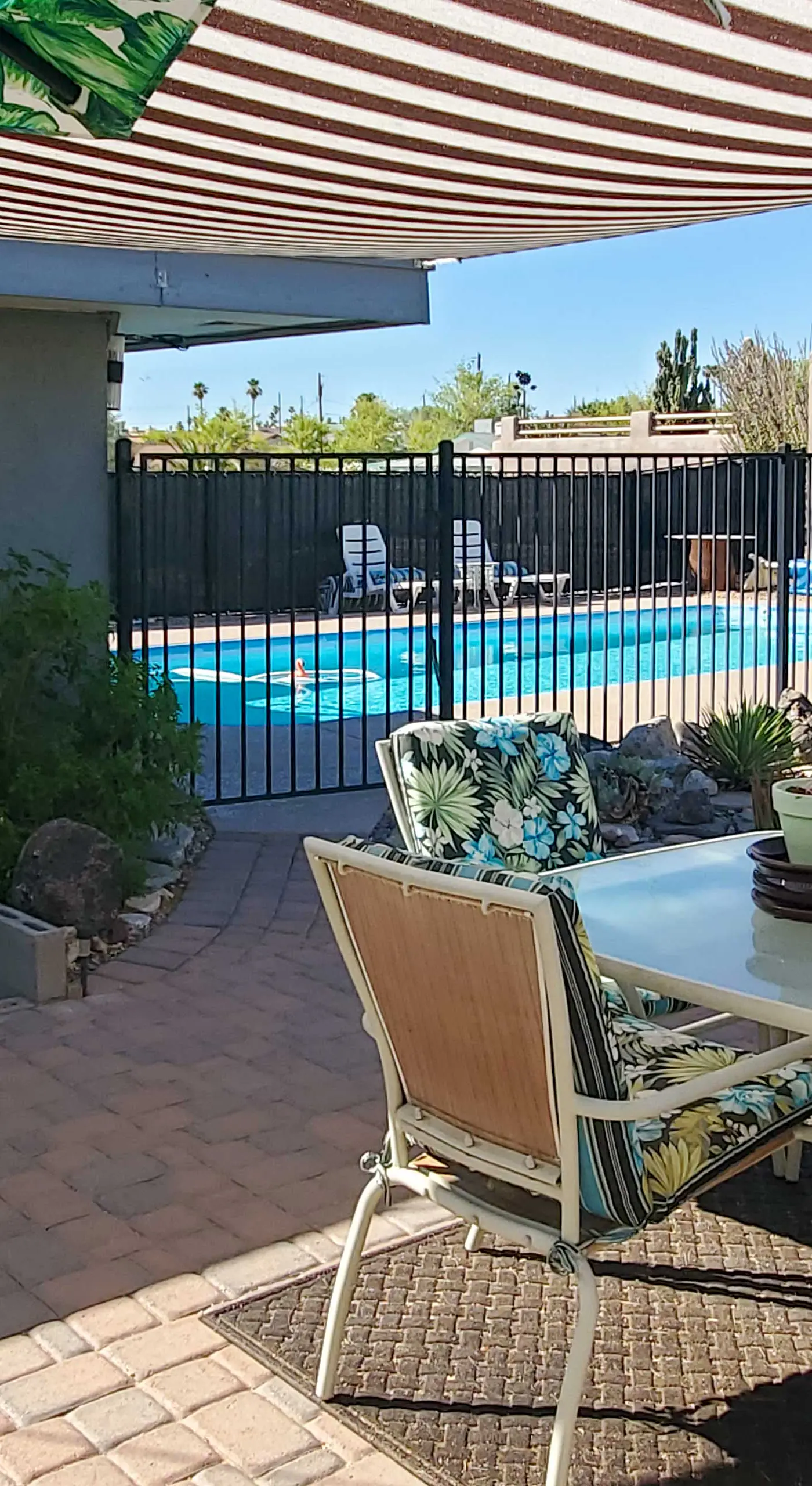 4 Mi to Beach: Lake Havasu Apartment w/ Pool!