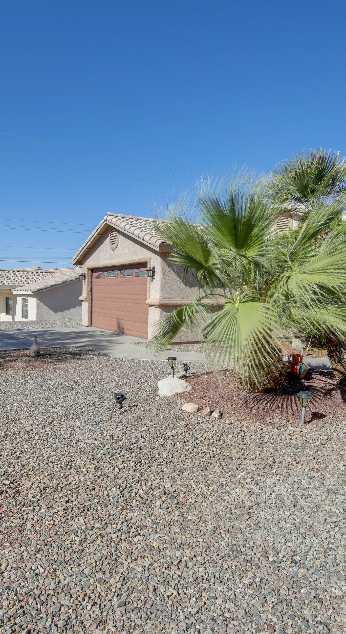 4 Mi to the Lake! Pet-Friendly Havasu Home