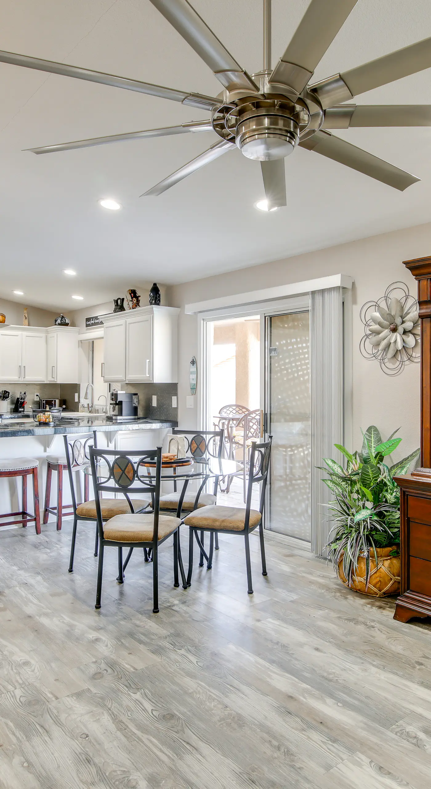 4 Mi to the Lake! Pet-Friendly Havasu Home