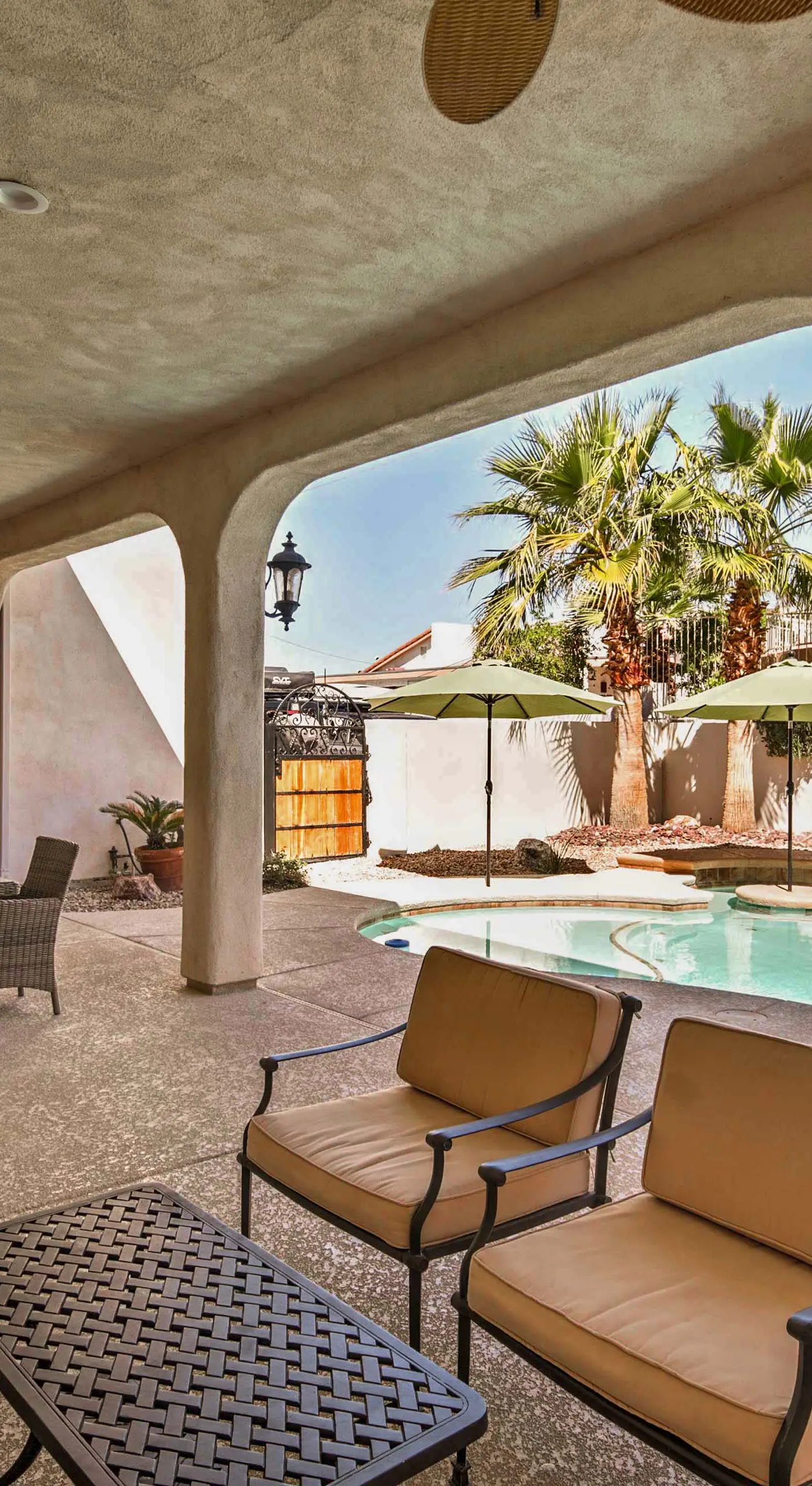 < 2 Mi to Lake Havasu: Spacious Home w/ Patio!
