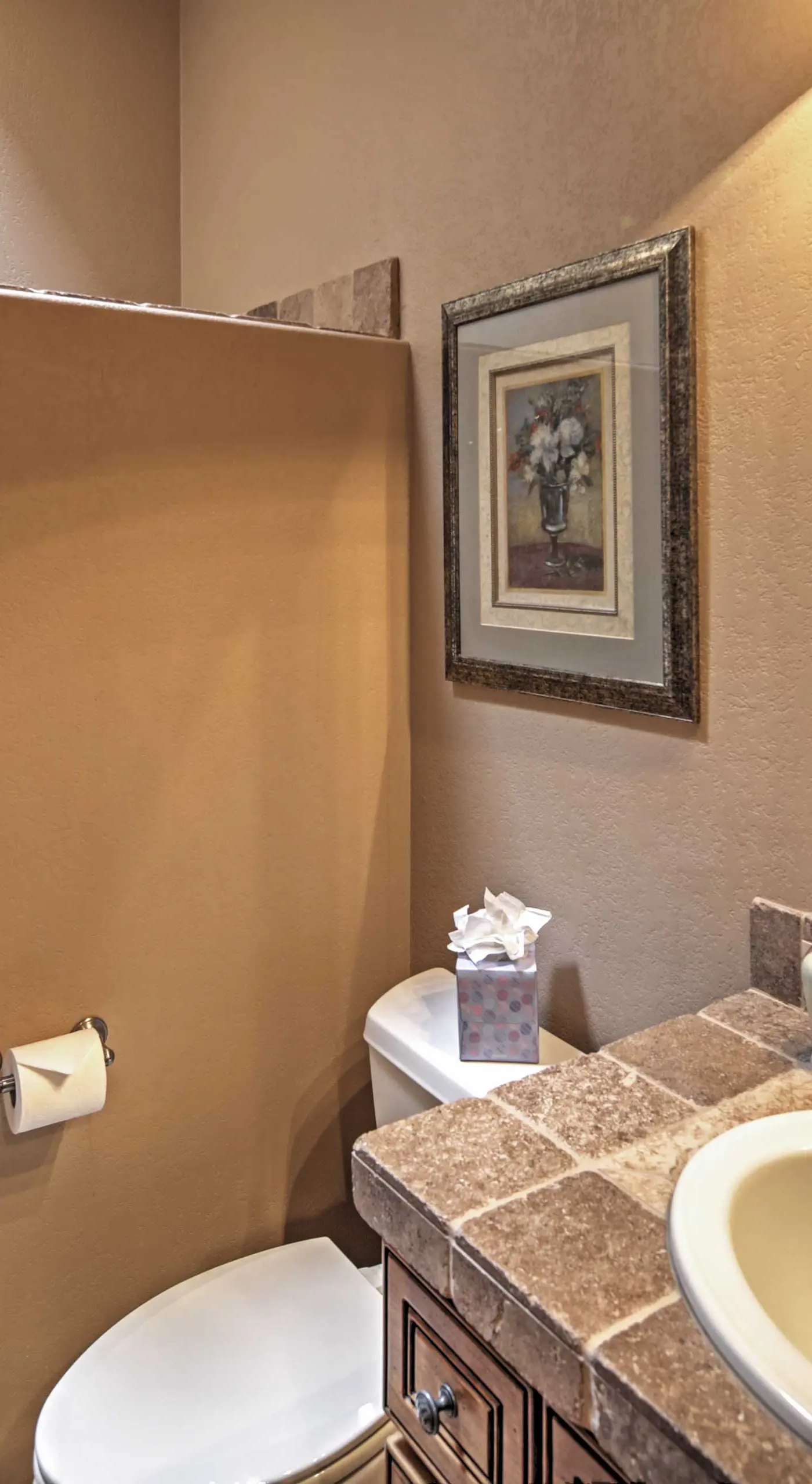 < 2 Mi to Lake Havasu: Spacious Home w/ Patio!