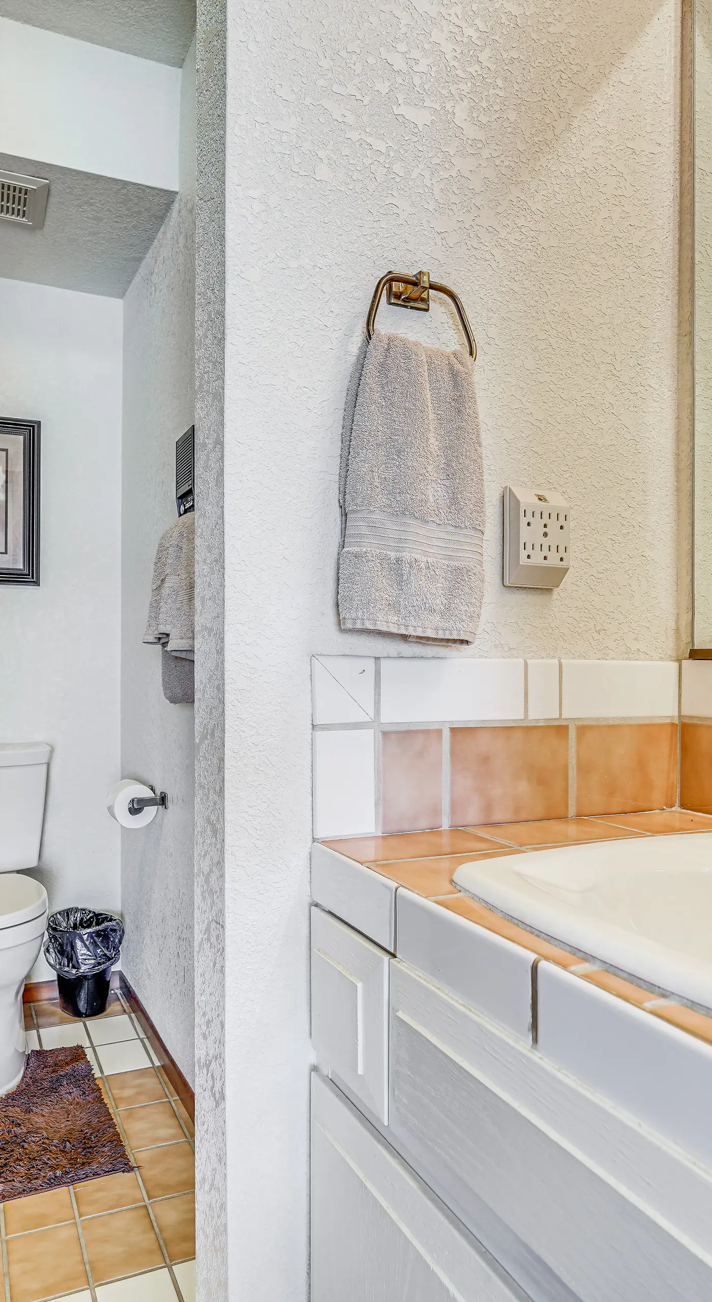 Walk to Lake Havasu Beaches: Condo w/ Pool Access!