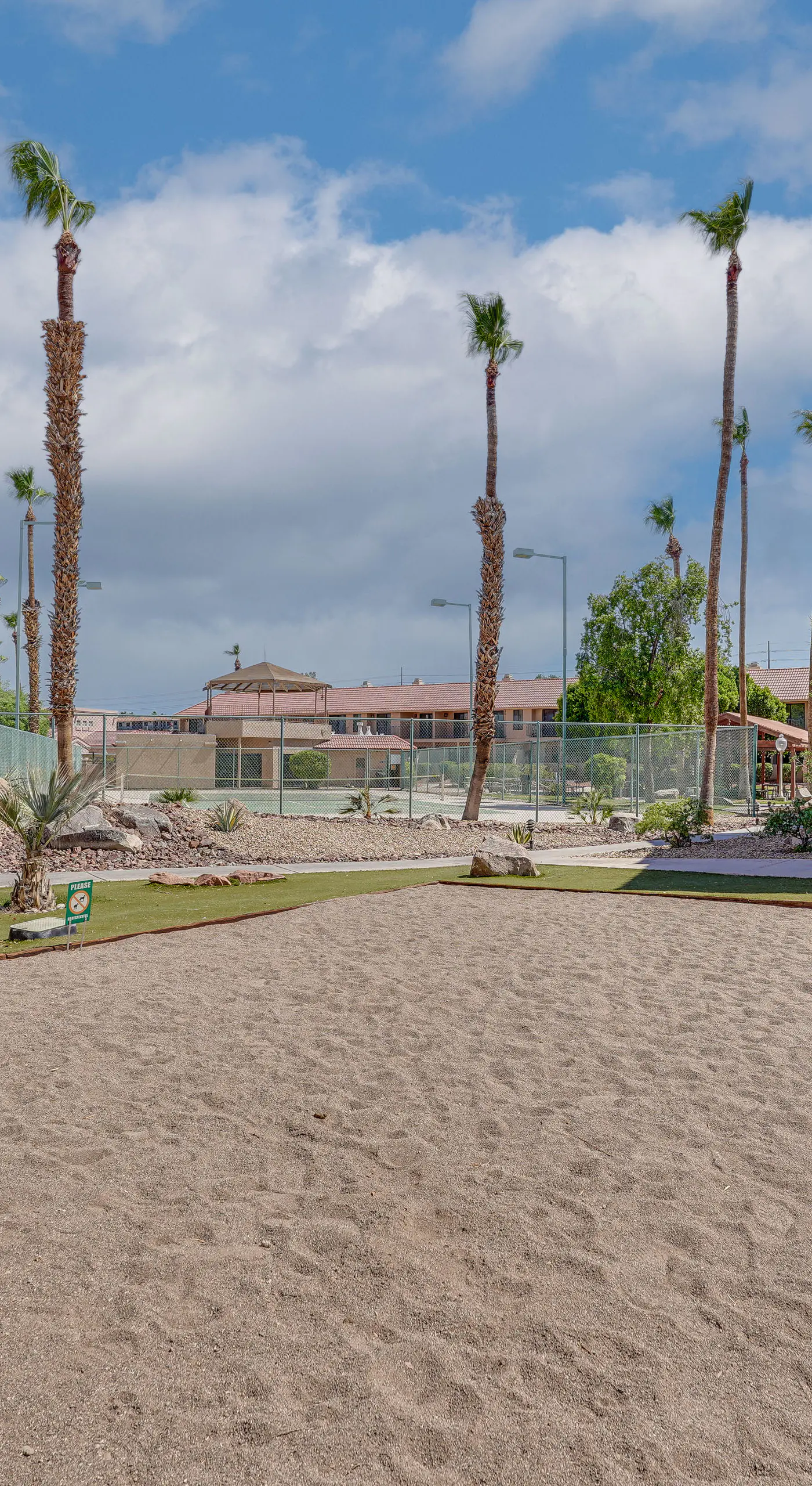 Walk to Lake Havasu Beaches: Condo w/ Pool Access!