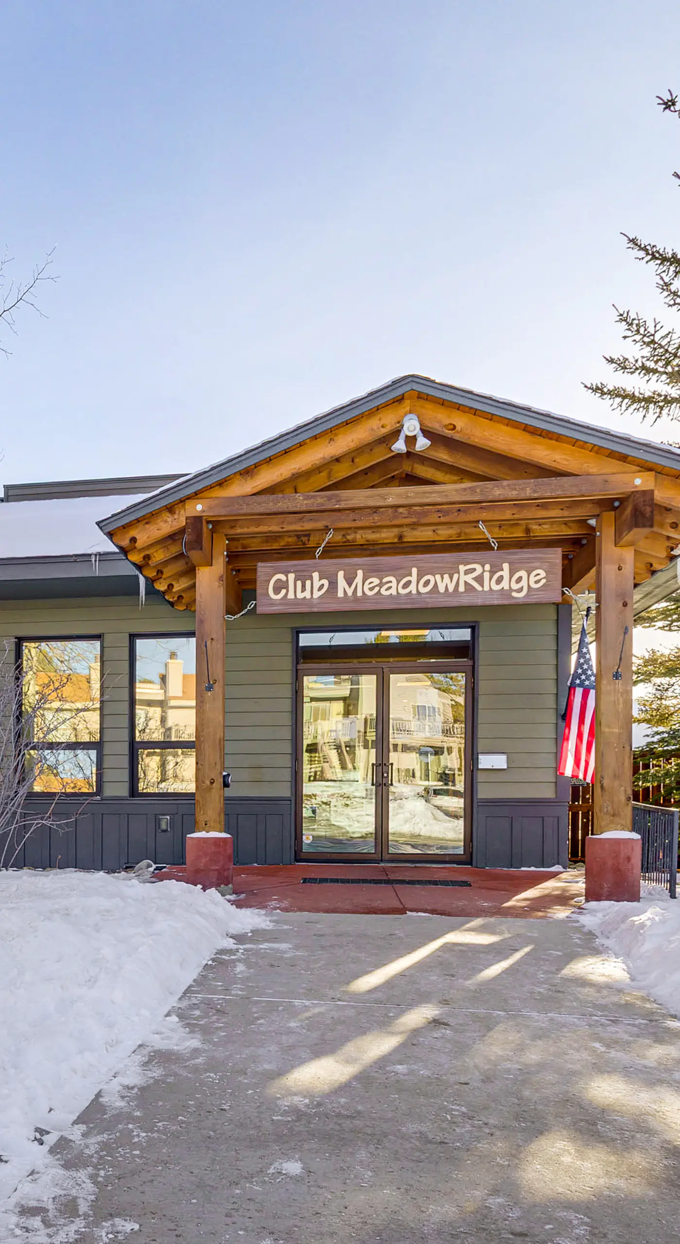 Cozy Condo: Steps to Free Winter Park Shuttle!