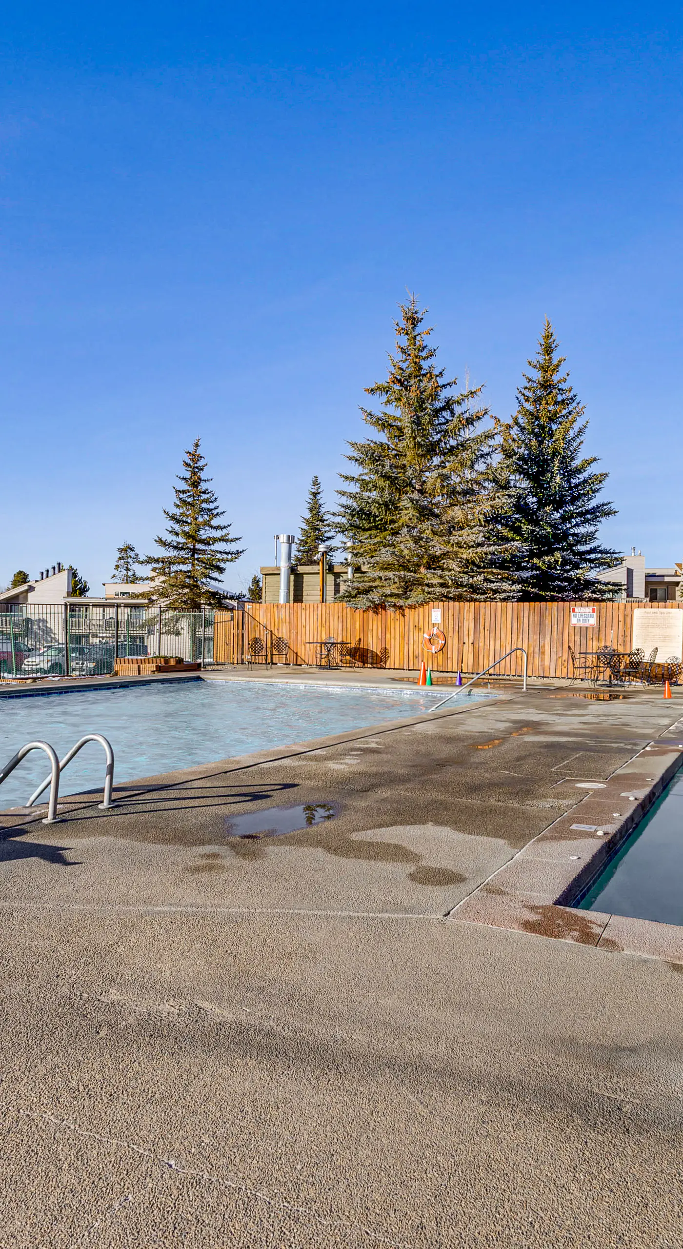 Cozy Condo: Steps to Free Winter Park Shuttle!