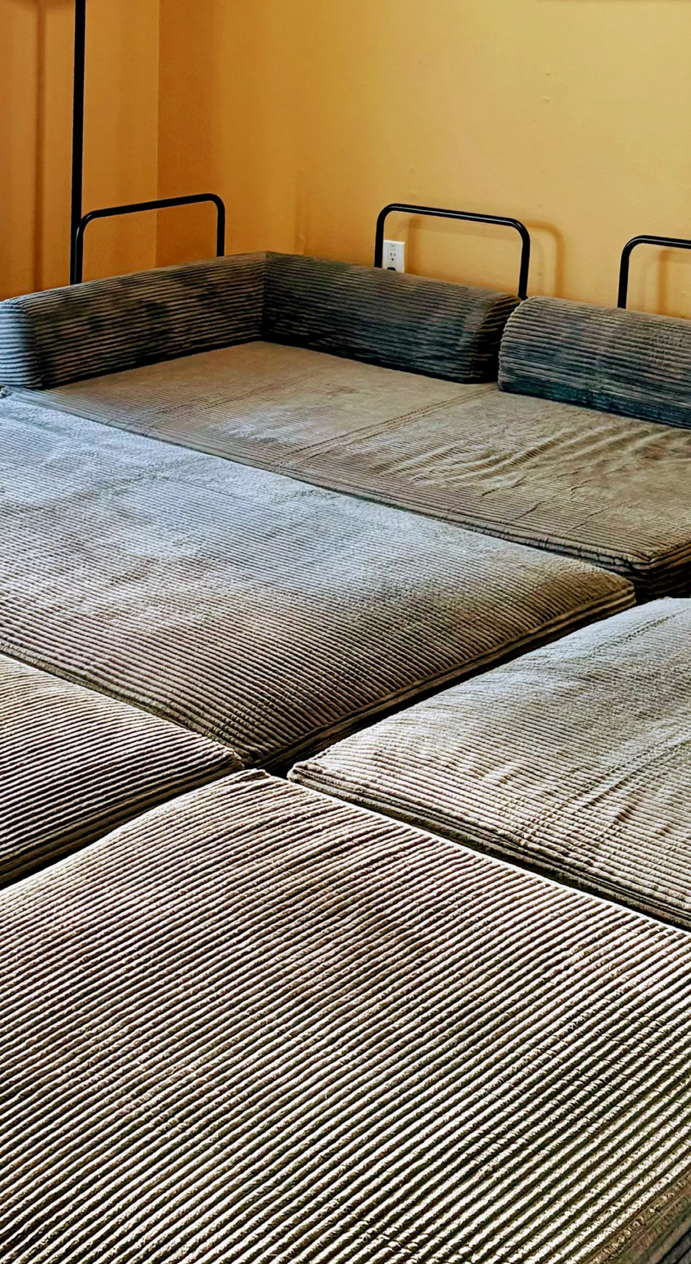 Cozy Condo: Steps to Free Winter Park Shuttle!