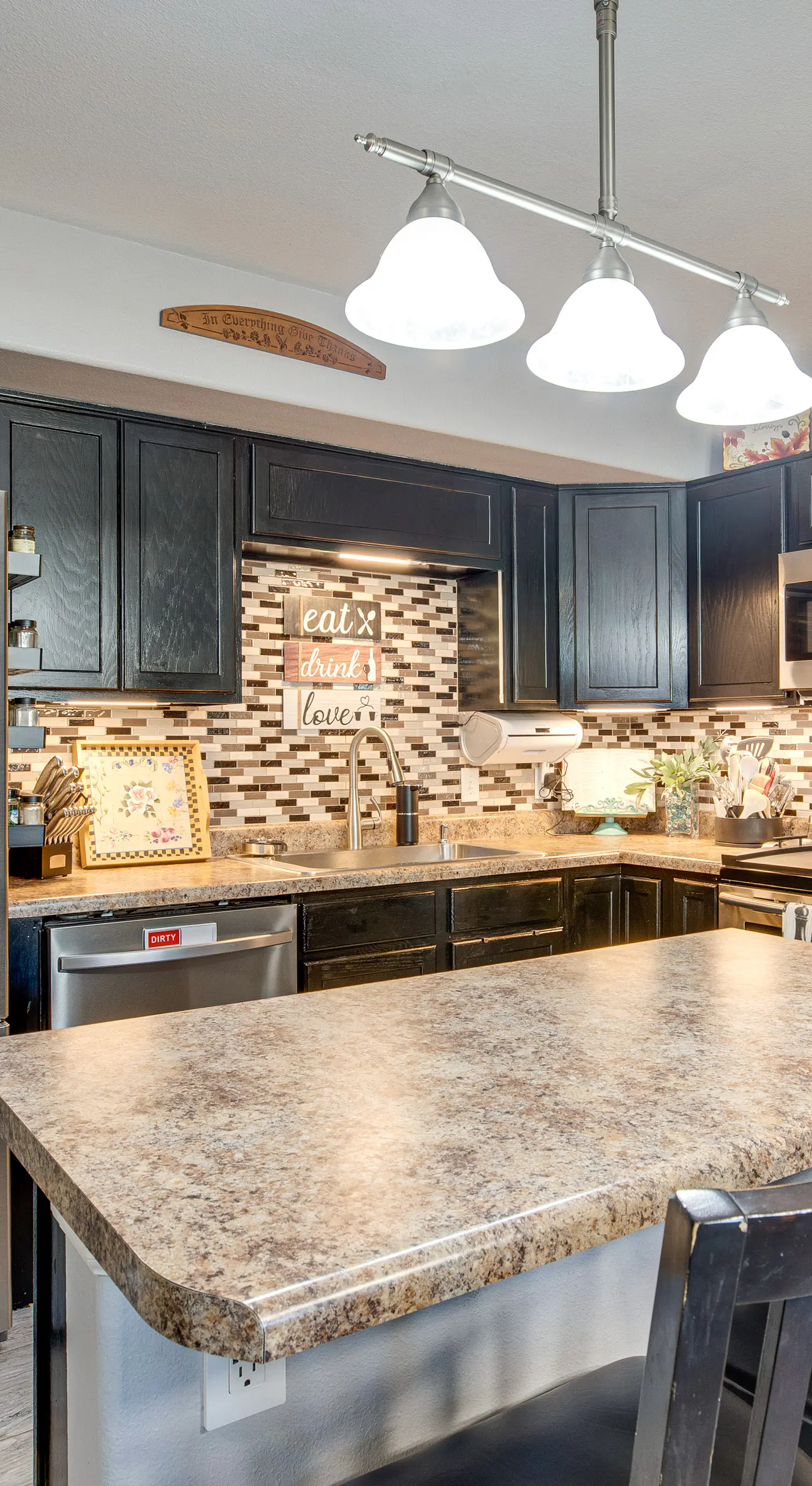 4 Mi to Main St: Grand Junction Townhome w/ Patio!