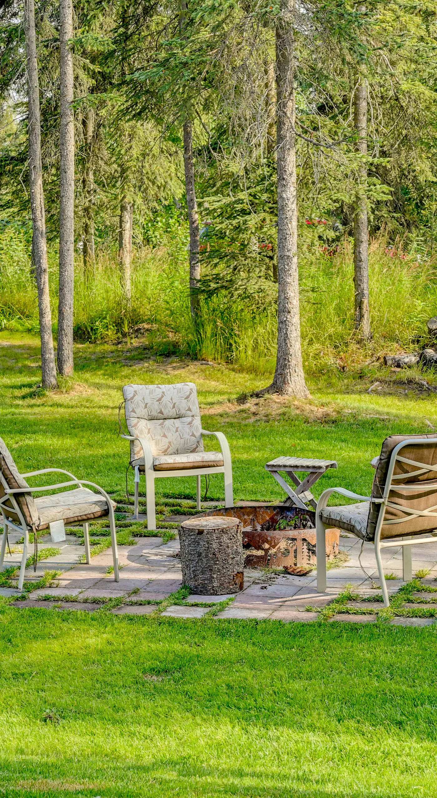 Lovely Soldotna Home, Steps From Kenai River