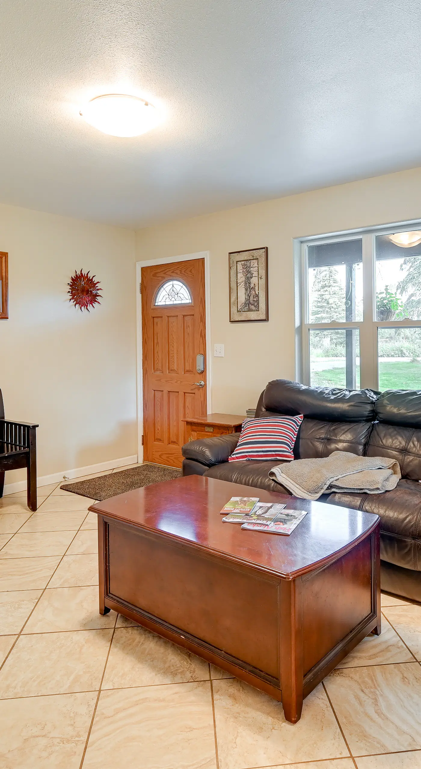 Lovely Soldotna Home, Steps From Kenai River
