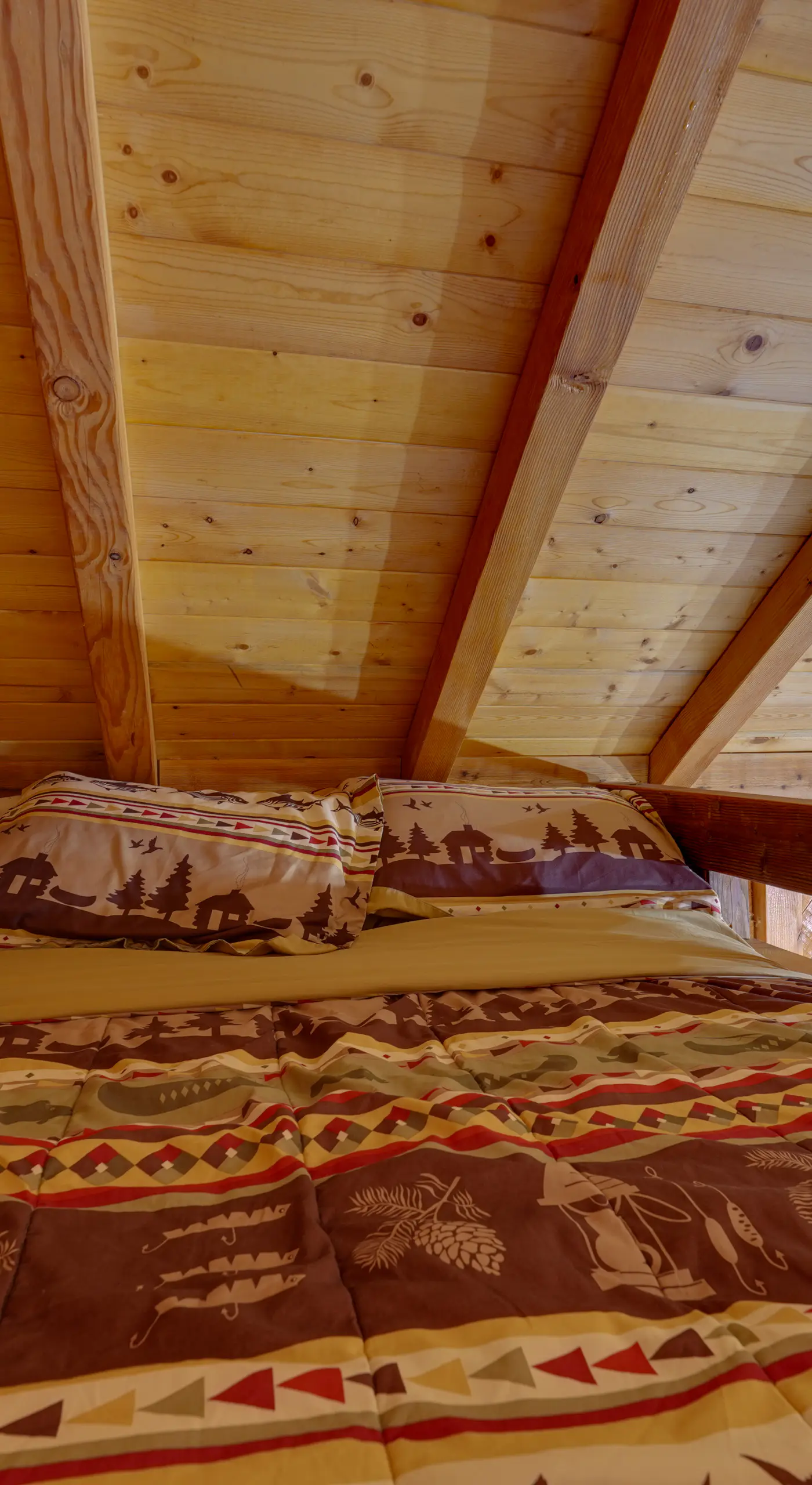 Fish, Hike & Explore: Lakefront Cabin in Soldotna