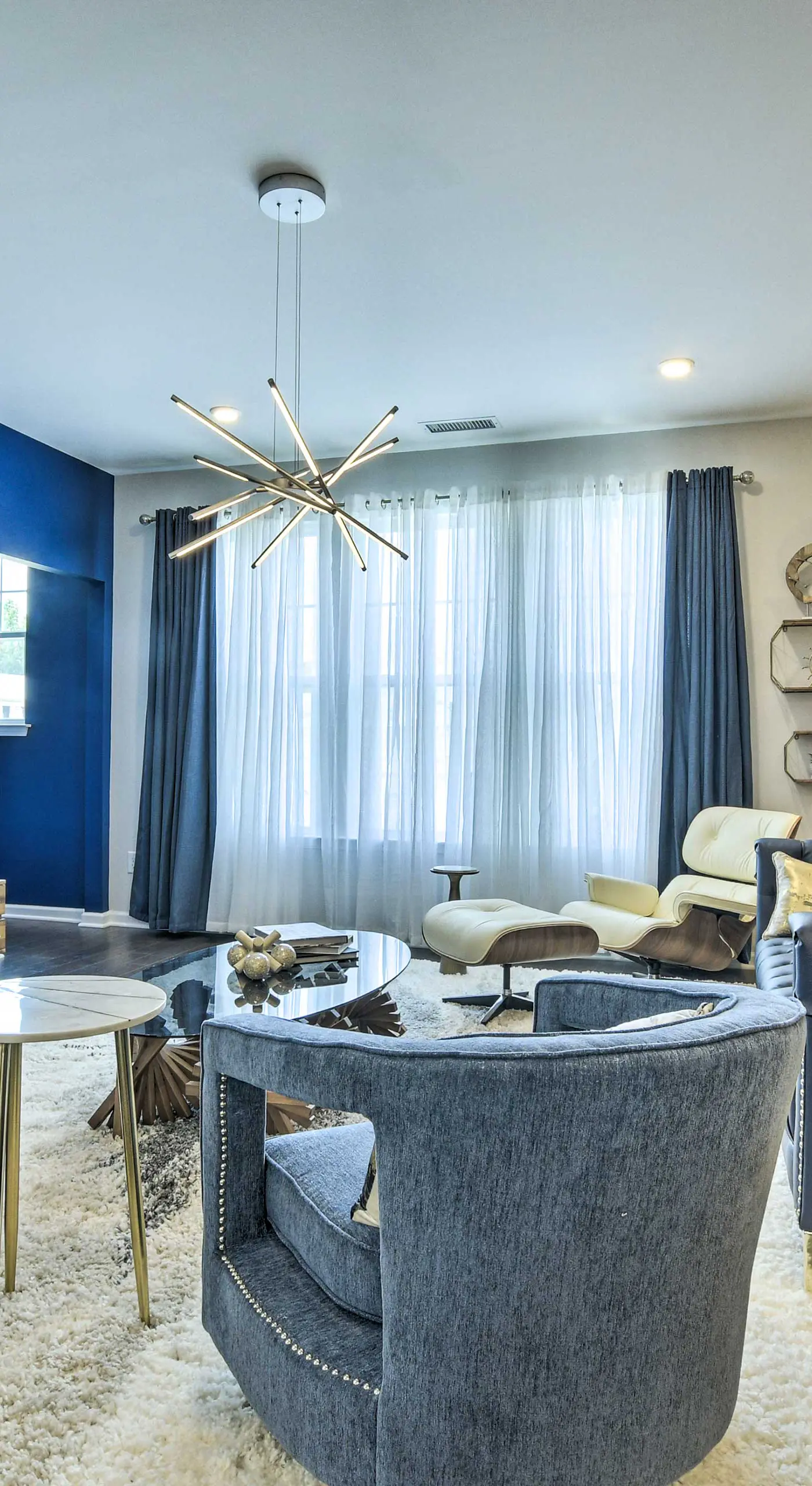 Sleek Durham Townhome Near Dtwn w/ Balcony!
