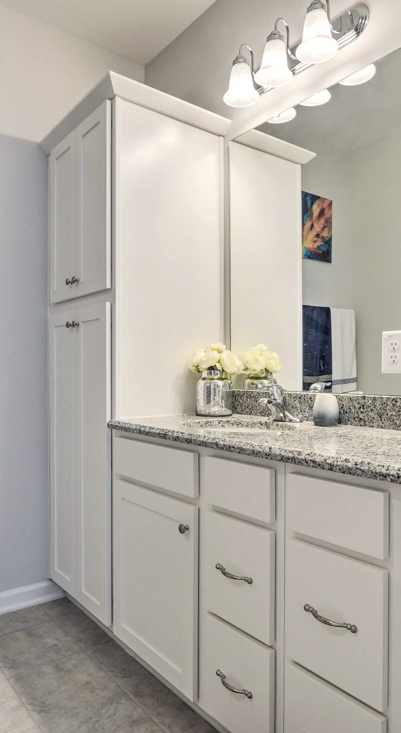 Sleek Durham Townhome Near Dtwn w/ Balcony!