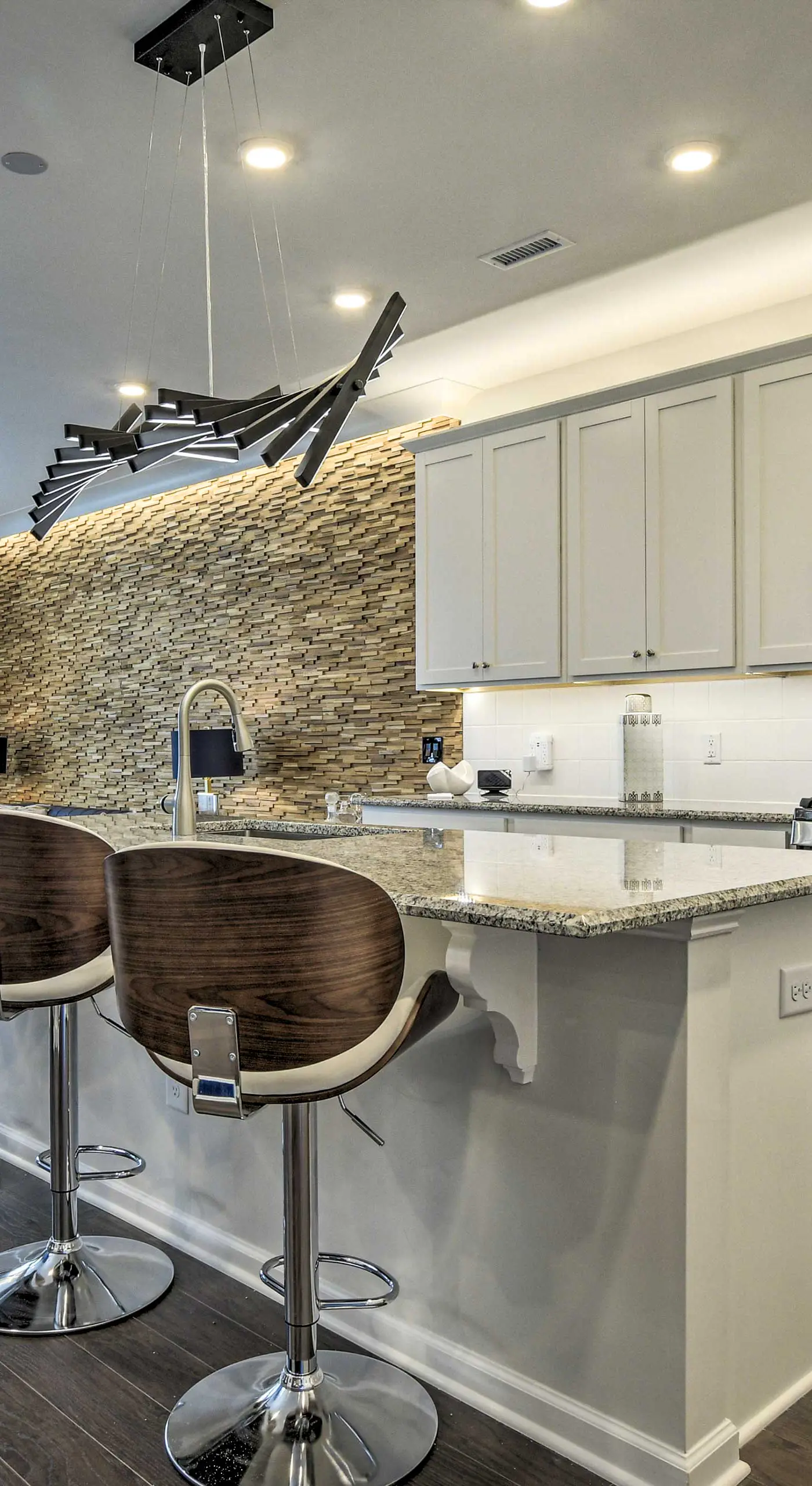 Sleek Durham Townhome Near Dtwn w/ Balcony!