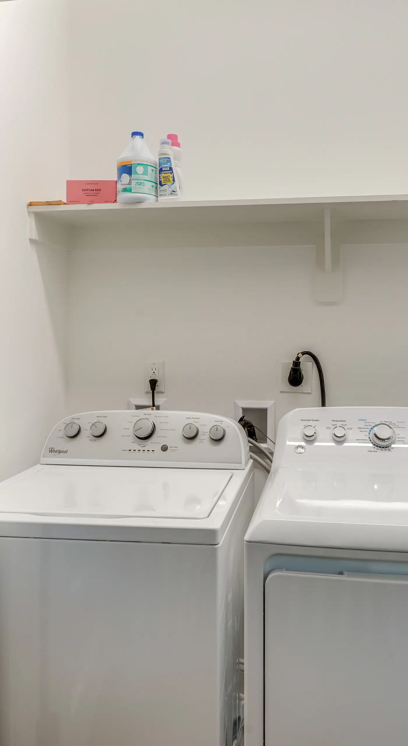 1 Mi to Dtwn: Upscale Retreat in Durham!